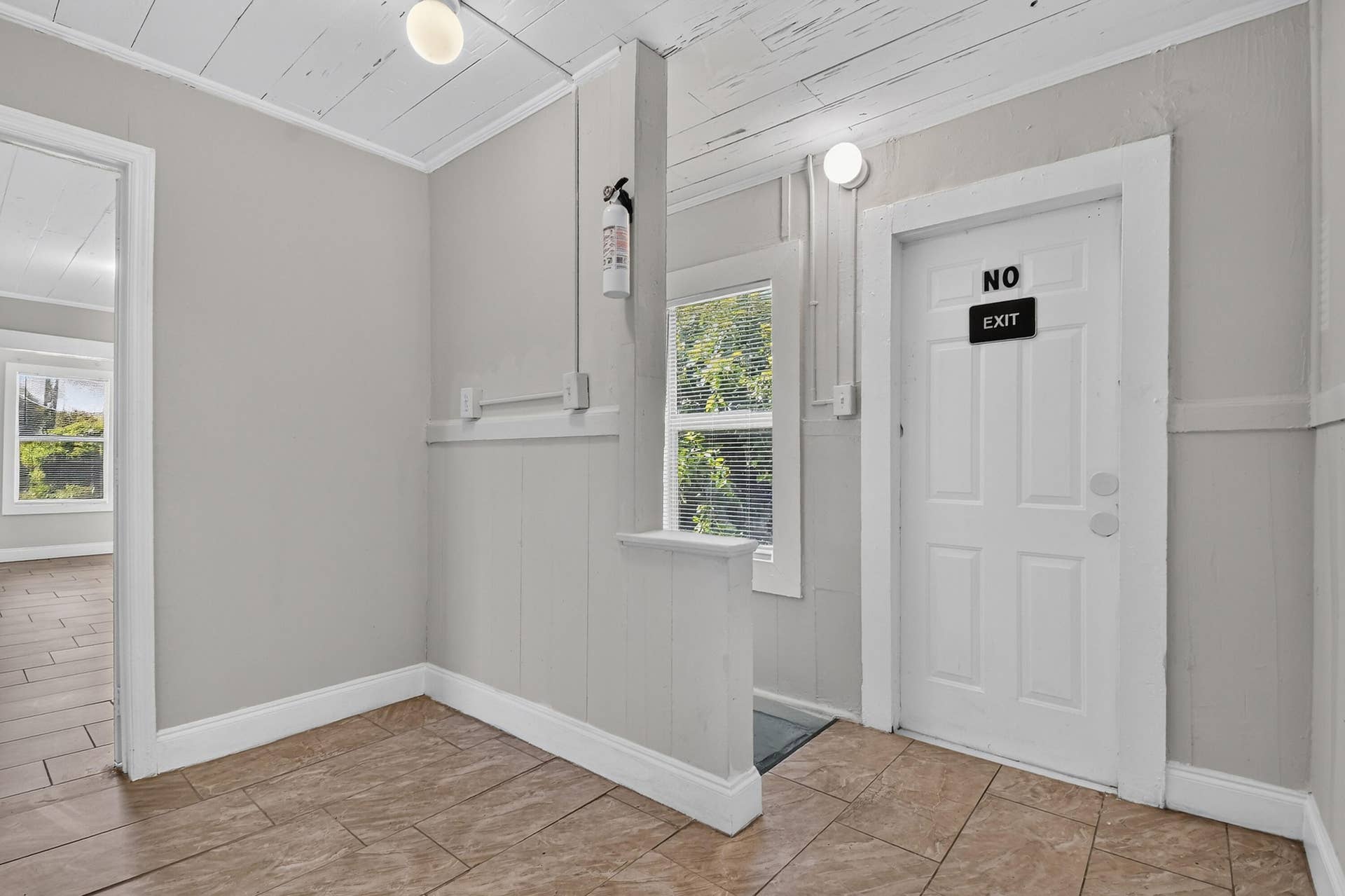 8857thStreet(22)
