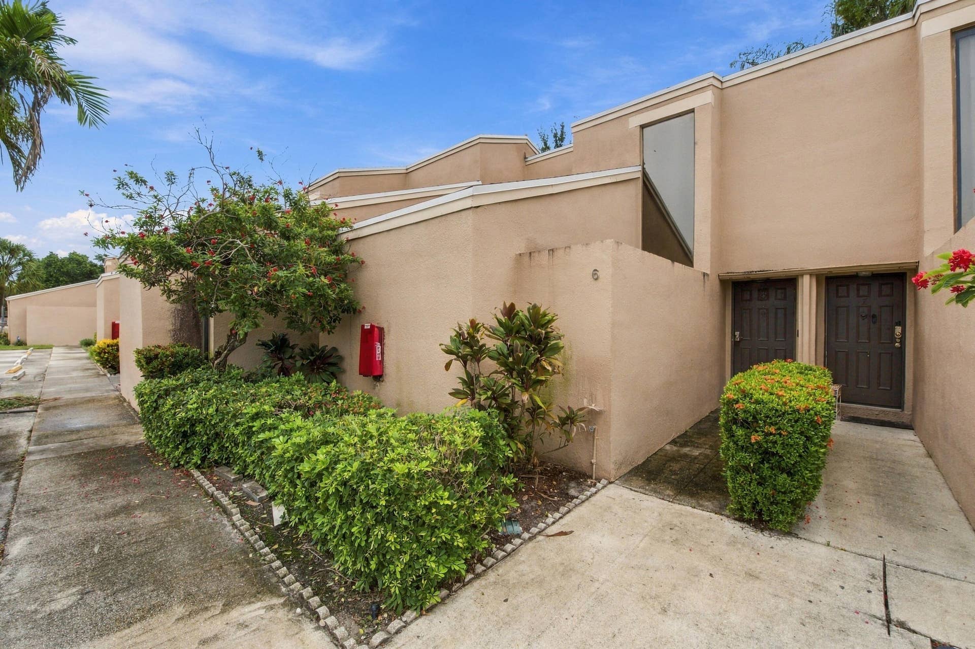 1149 NW 13th Street, #Apt 6, Boca Raton, FL 33486 Exterior front door