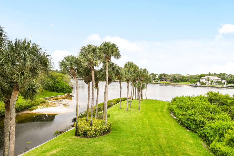 Property photo for 1701 MARINA ISLE Way, #301, Jupiter, FL