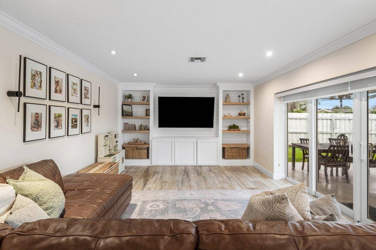 979 SW 13TH Drive, Boca Raton, FL 33486 Built-in shelving and patio access.