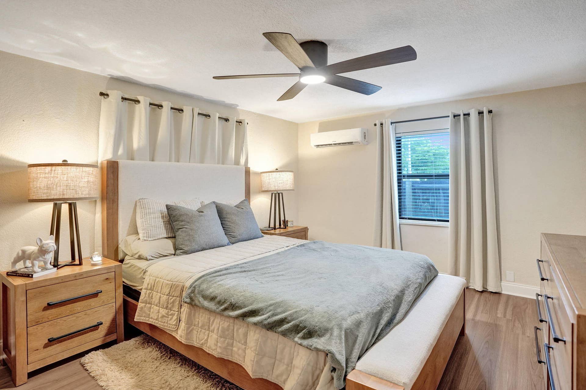 Wood-finish flooring, ceiling fan and dedicated split a/c unit