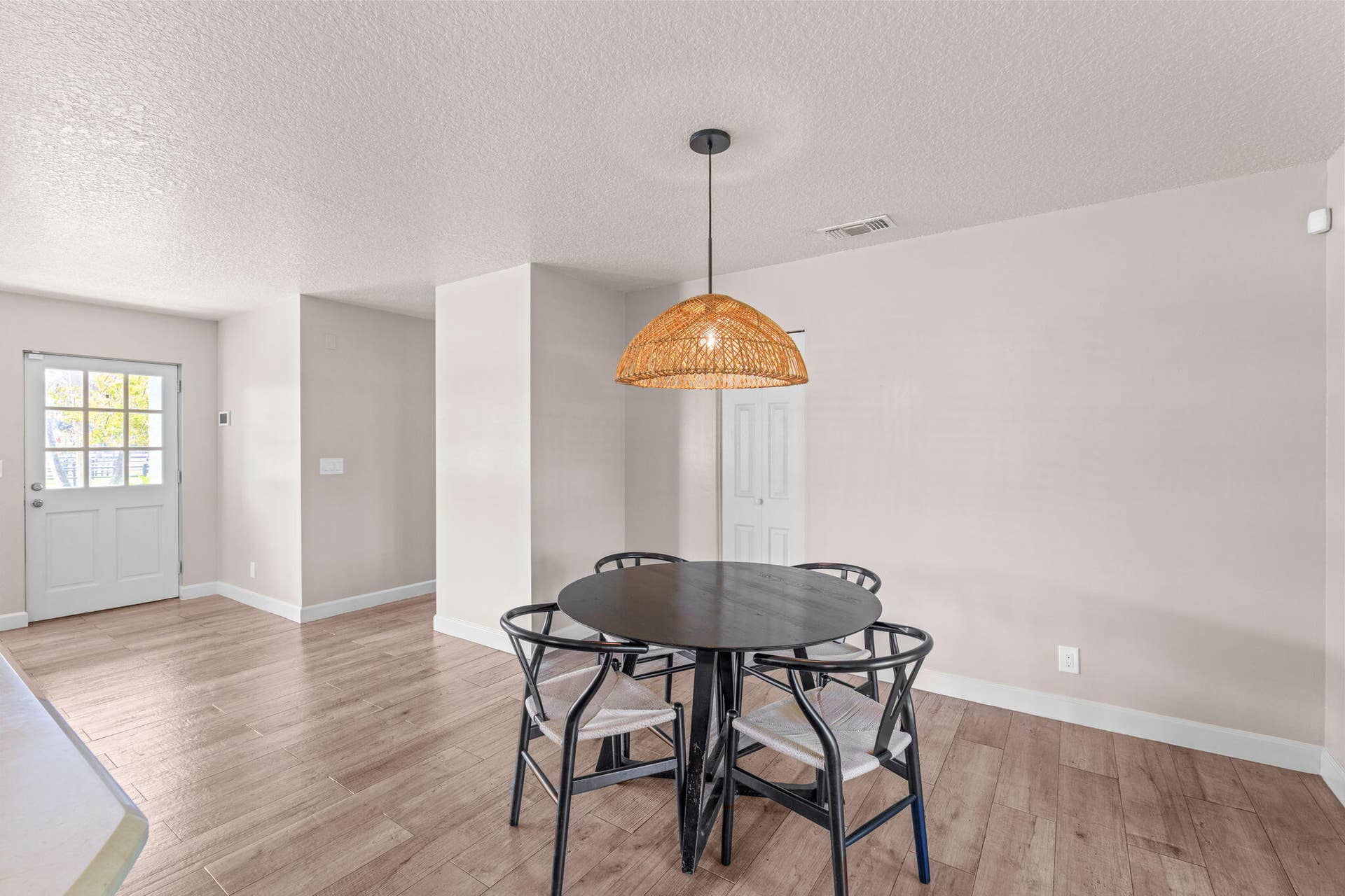 21-web-or-mls-A7408615
