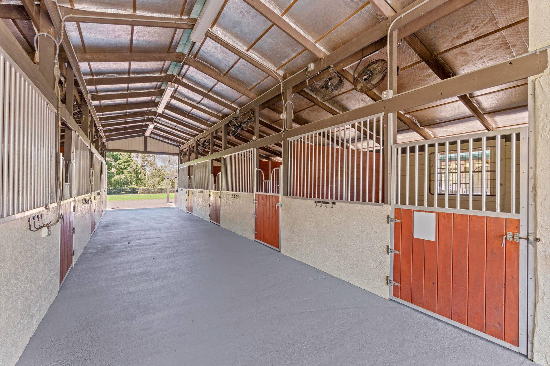 53-web-or-mls-A7408541
