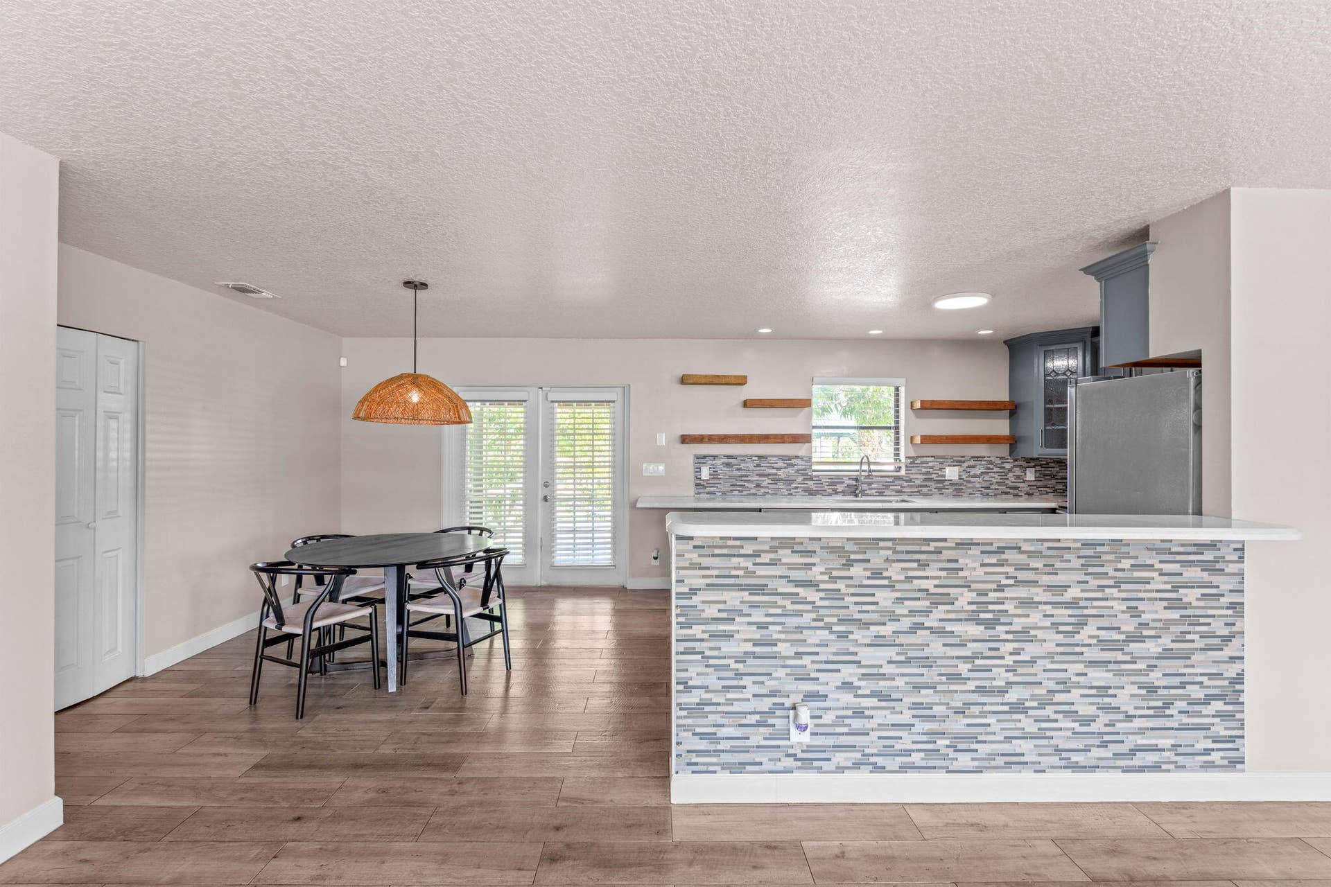 13-web-or-mls-A7408588 (2)