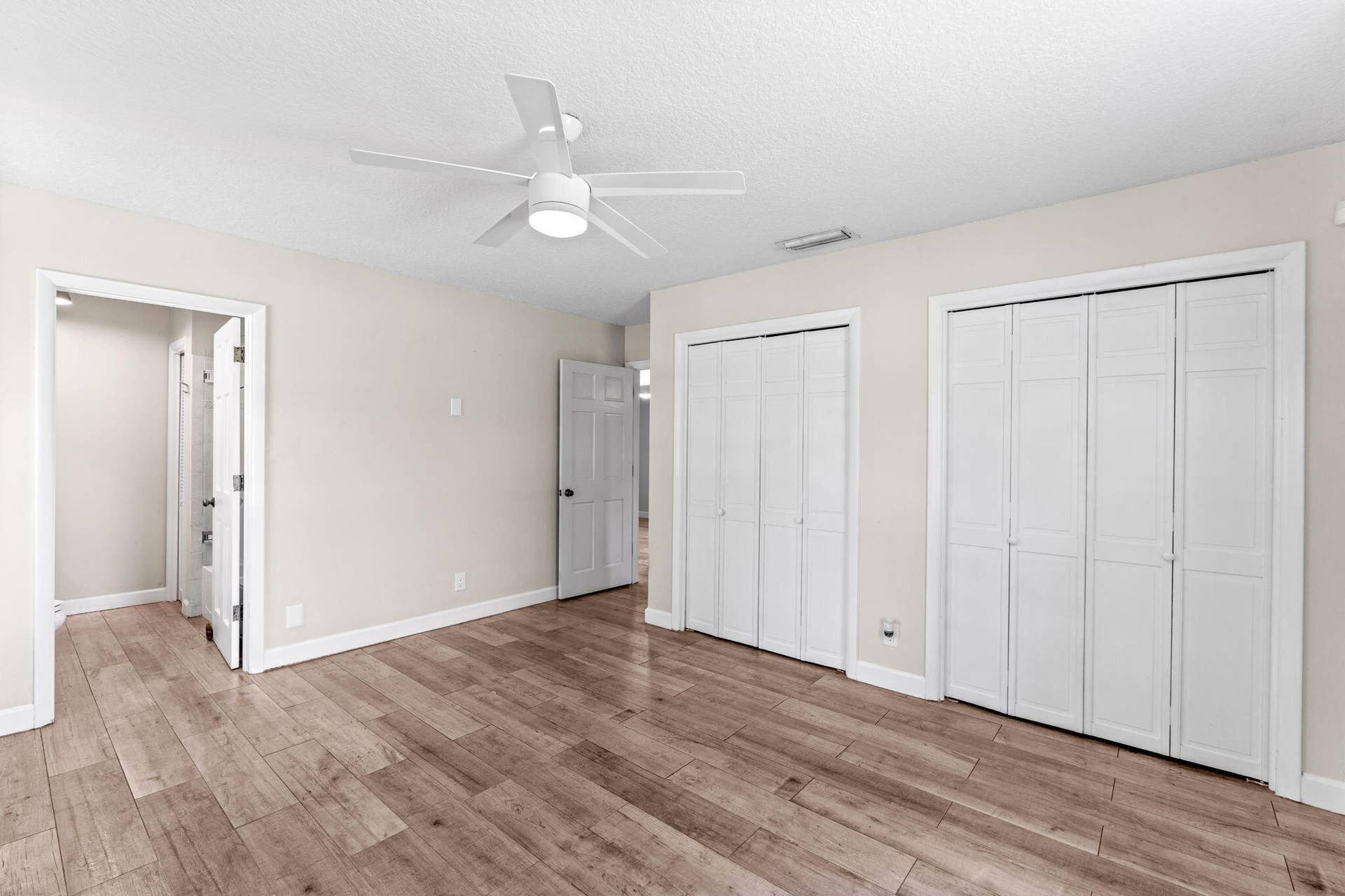 29-web-or-mls-A7408651