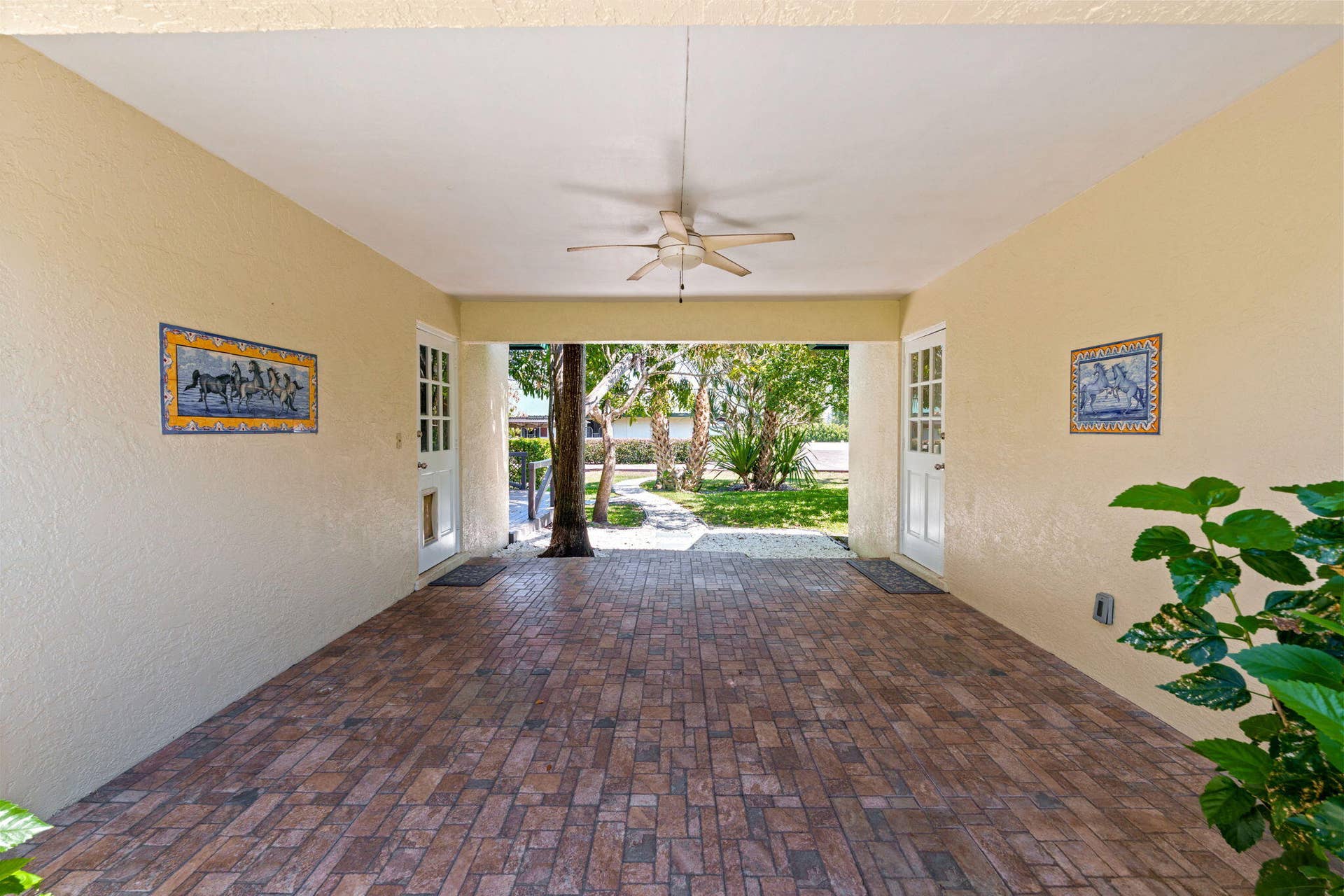 7-web-or-mls-A7408573