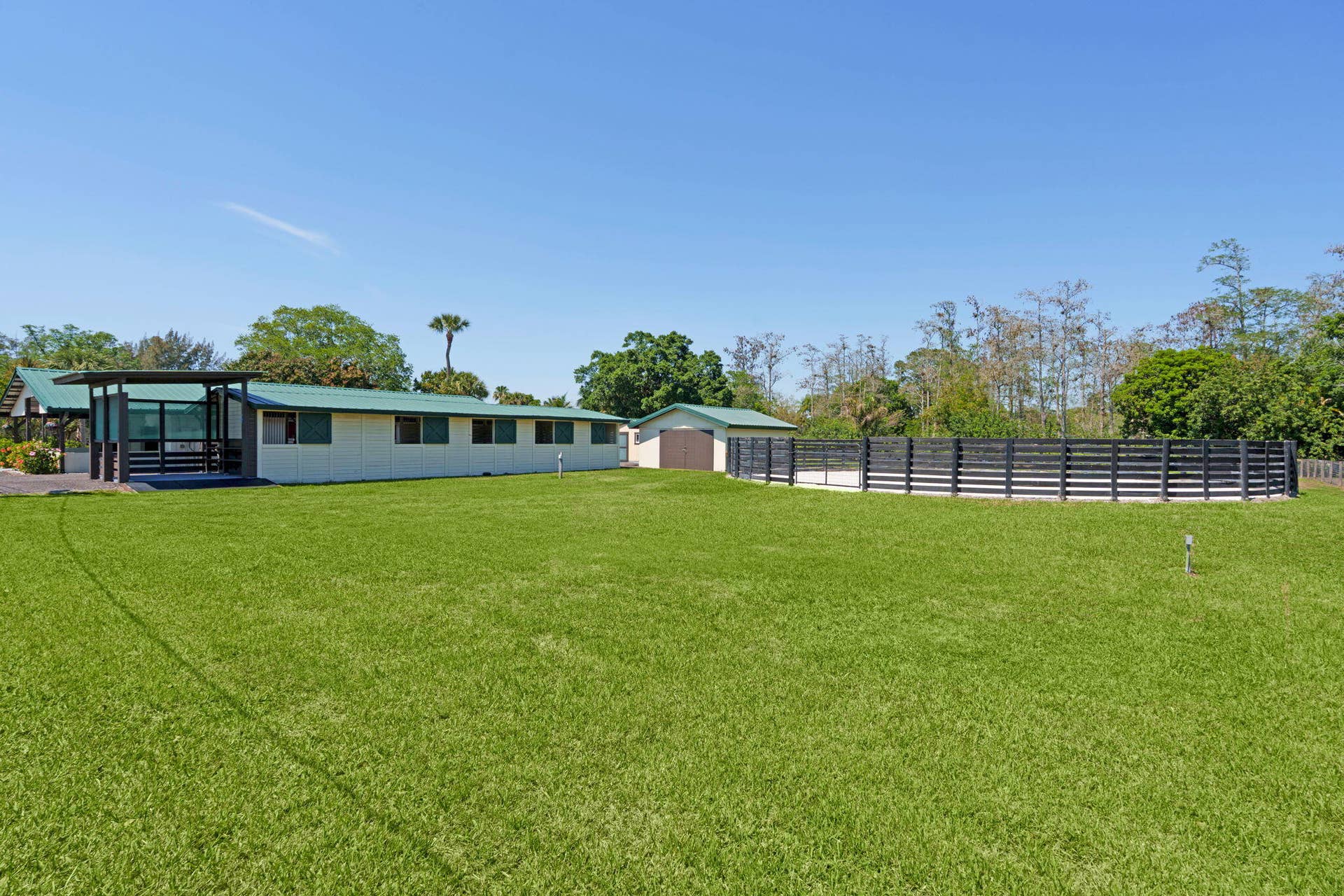 63-web-or-mls-A7408529