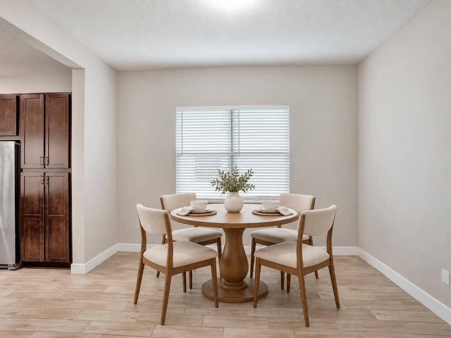4655 CITRON Way, Westlake, FL 33470 Brightly lit breakfast area.