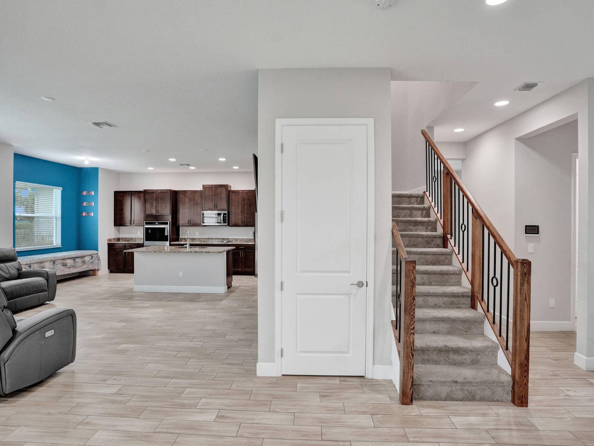 4655 CITRON Way, Westlake, FL 33470 Open-concept living space