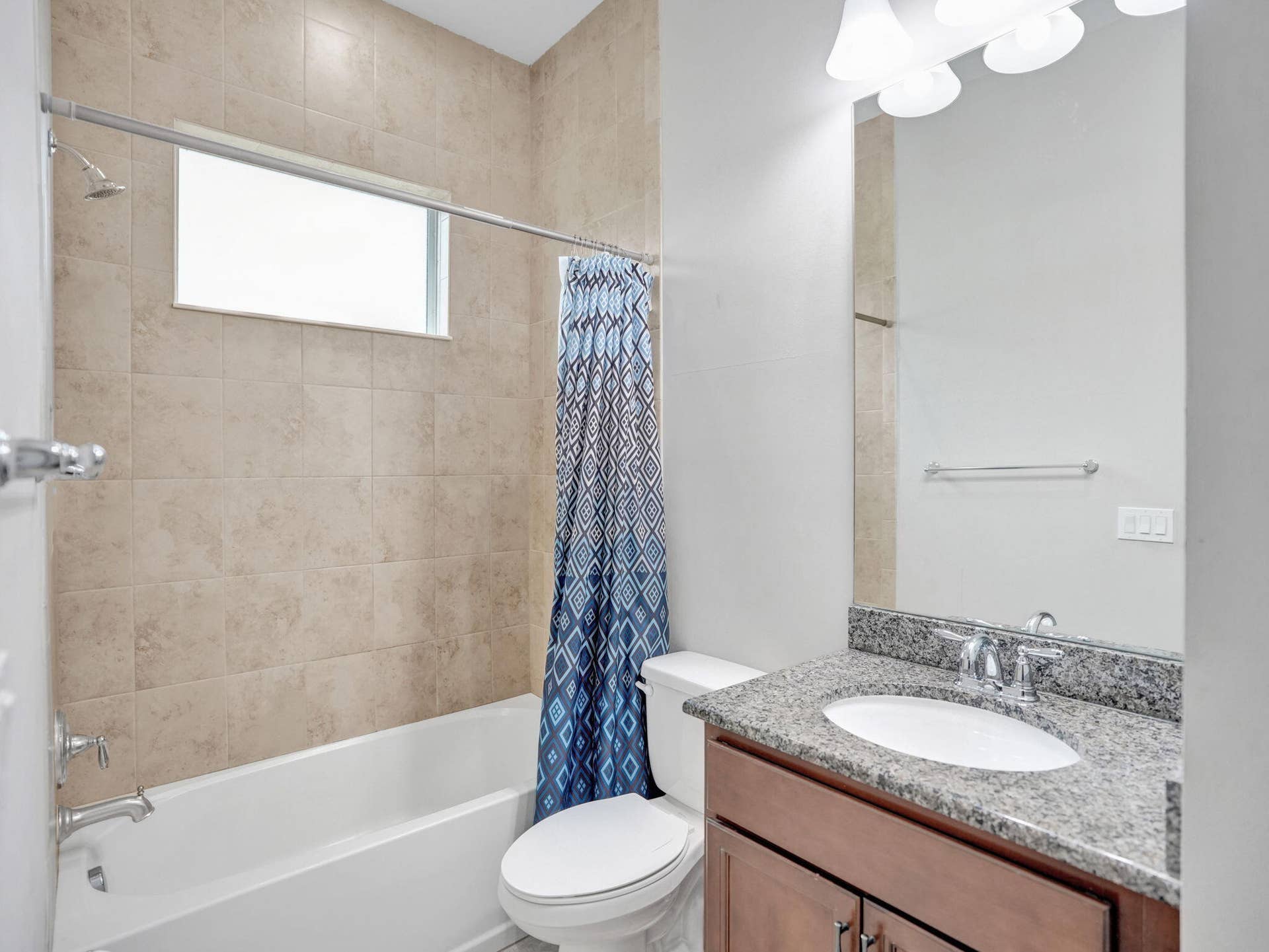 4655 CITRON Way, Westlake, FL 33470 Bathroom