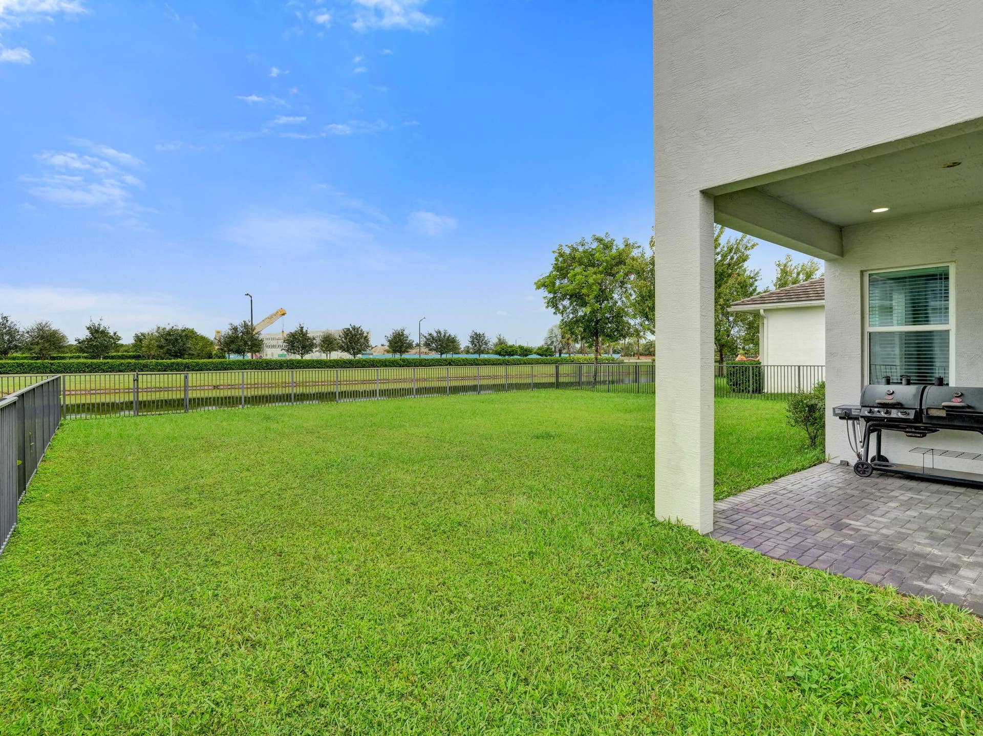4655 CITRON Way, Westlake, FL 33470 Expansive lawn, Patio