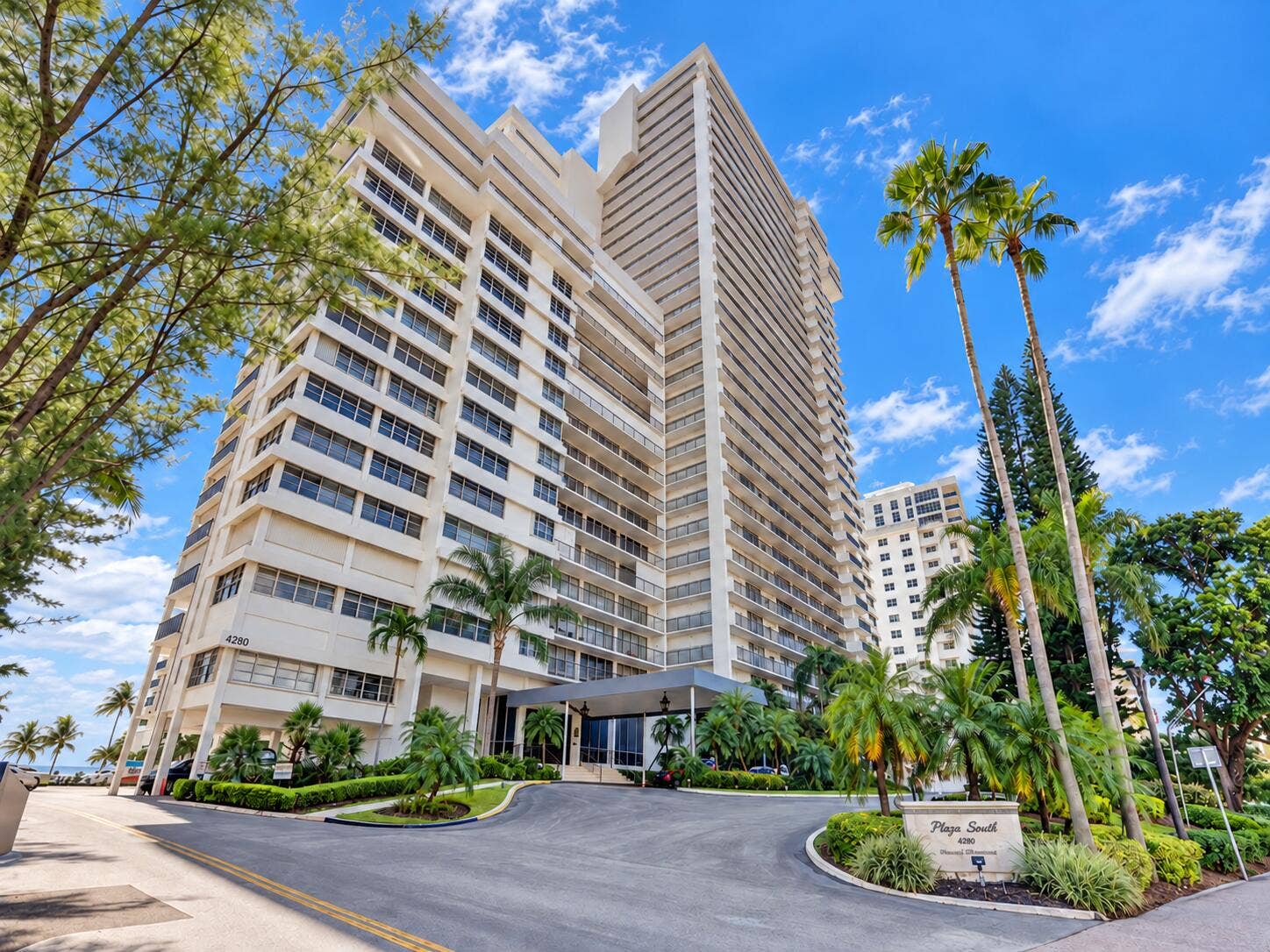 4280 Galt Ocean Drive, #2C, Fort Lauderdale, FL 33308 Plaza South facade, address 4280-8