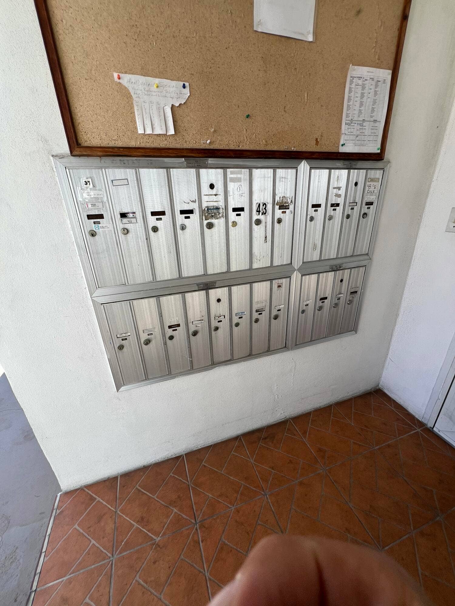 42 COVENTRY B, West Palm Beach, FL 33417 Mailbox