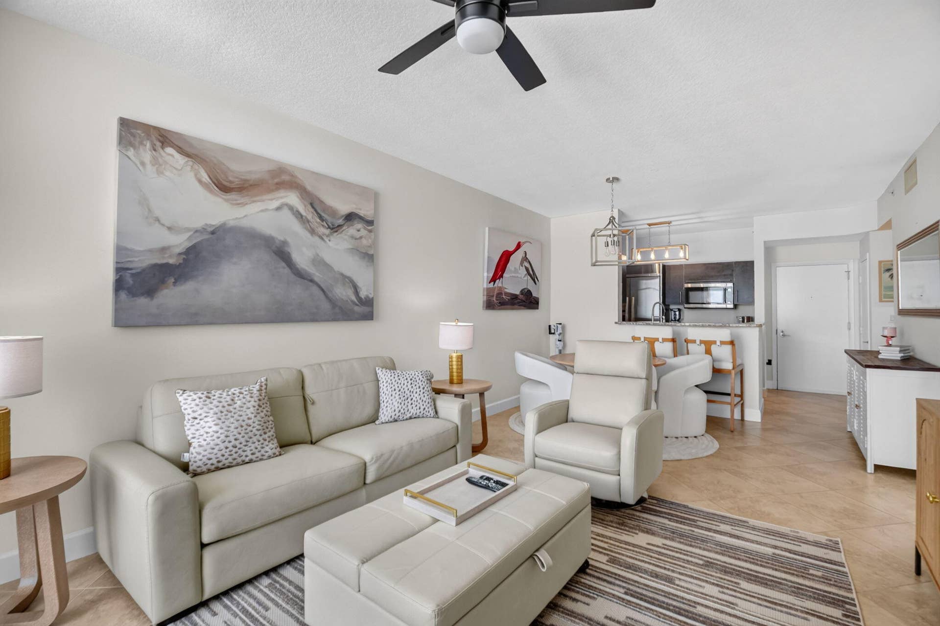 550 OKEECHOBEE Boulevard, #1618, West Palm Beach, West Palm Beach, FL 33401 Built-in stainless steel appliances, recessed lighting, and a contemporary ceiling fan