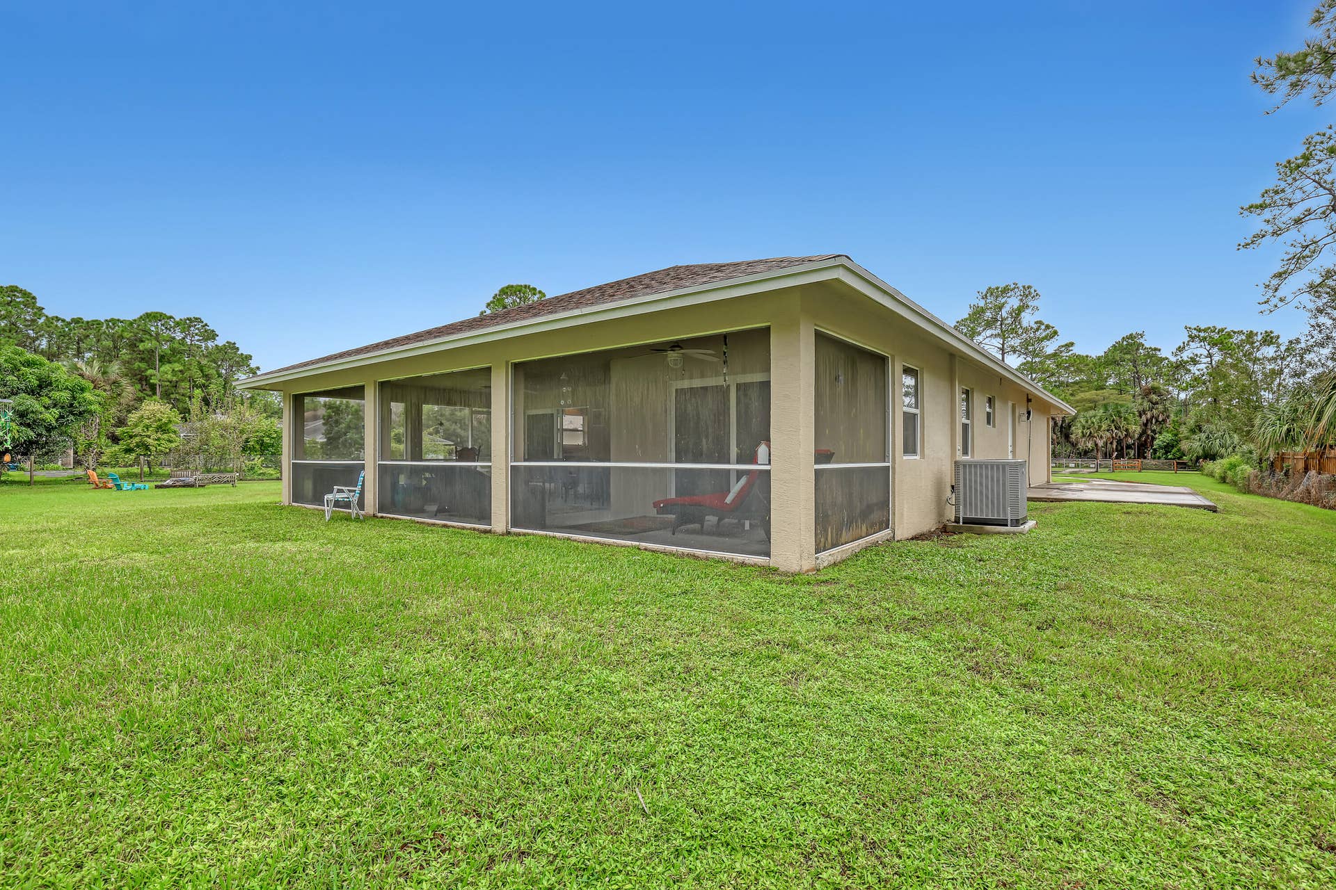 15862 121ST Terrace N, Jupiter, FL 33478 guest exterior to patio 15862 121st Terr