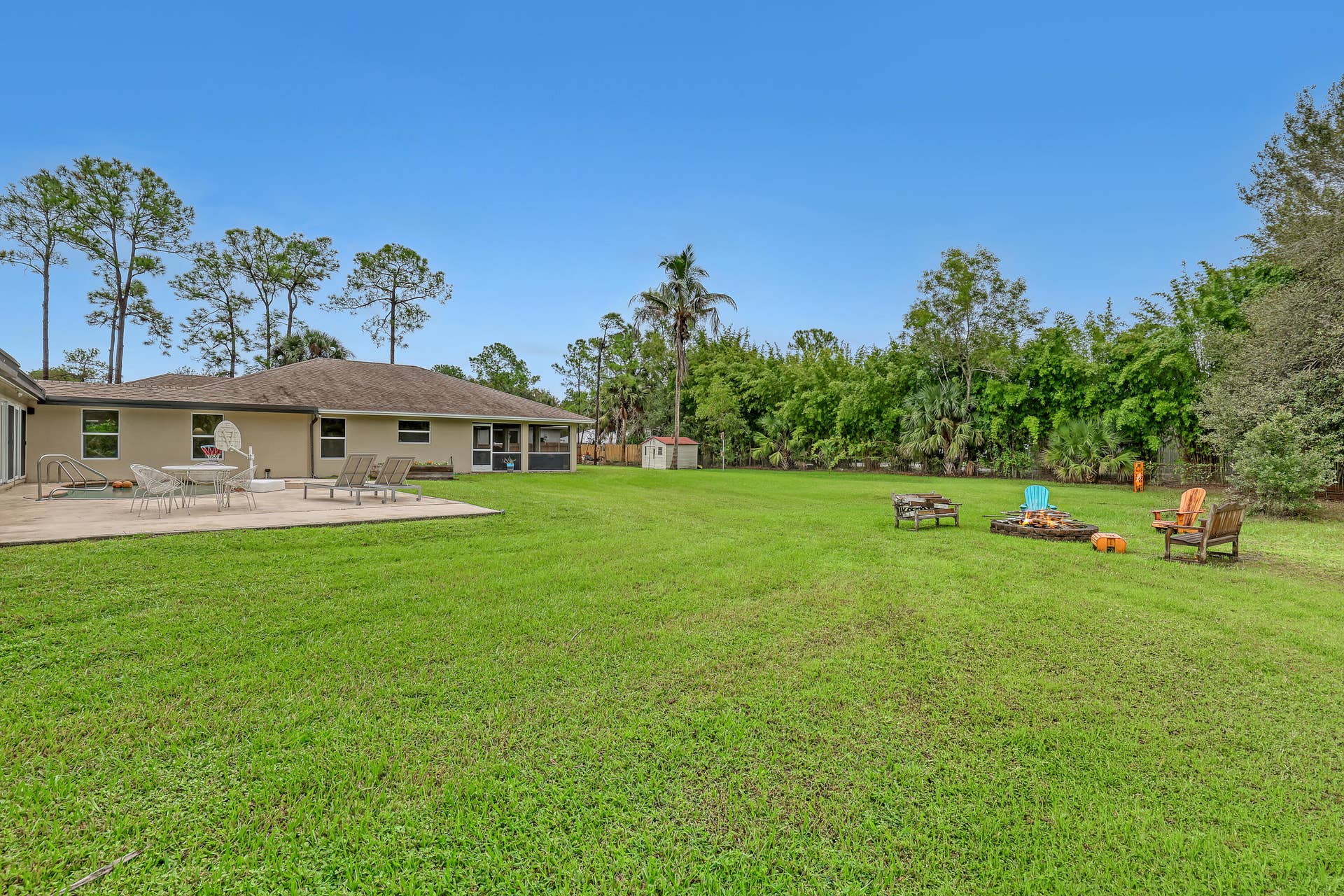 15862 121ST Terrace N, Jupiter, FL 33478 back to south fire 15862 121st Terrace (