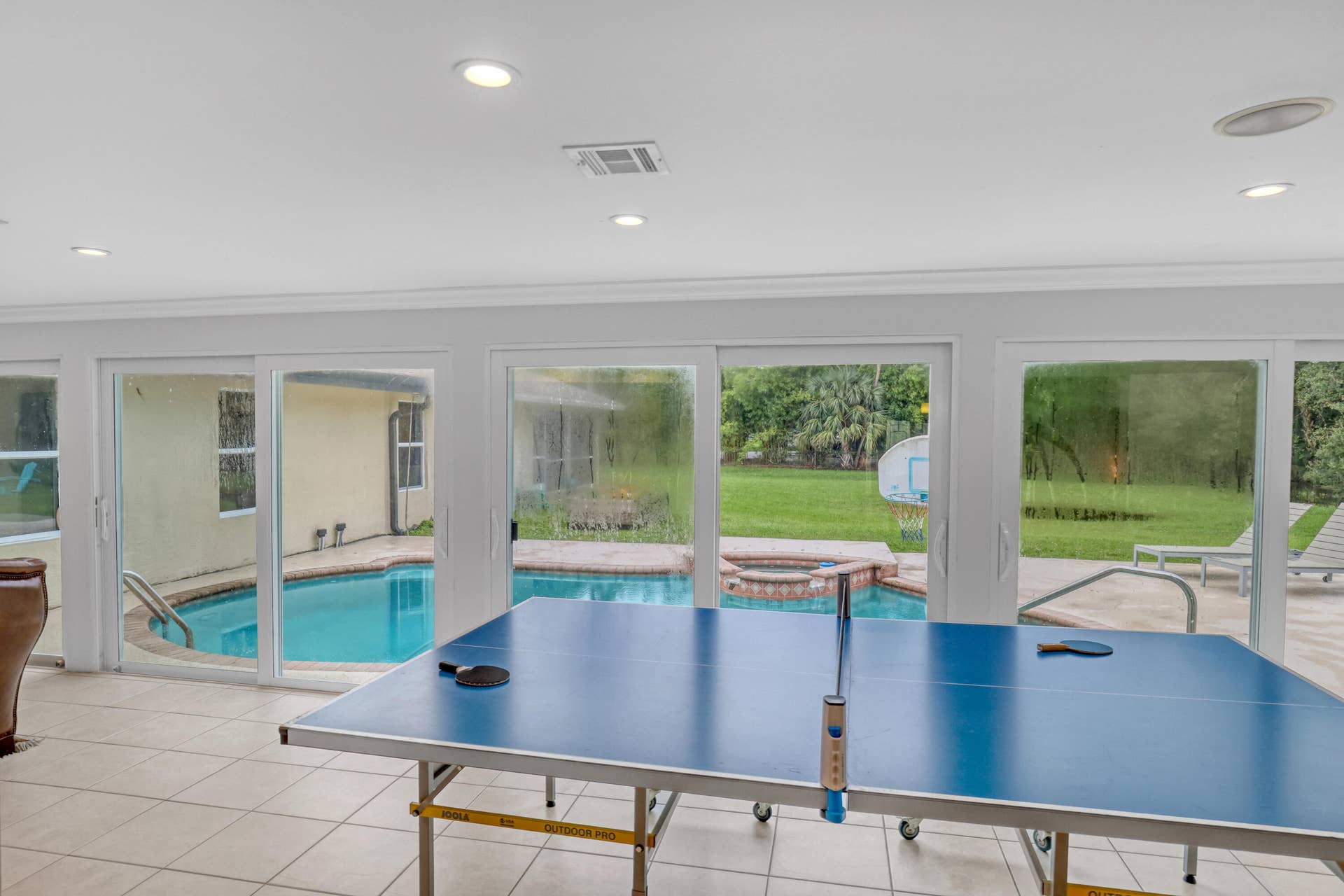15862 121ST Terrace N, Jupiter, FL 33478 family to pool 15862 121st Terrace (20)