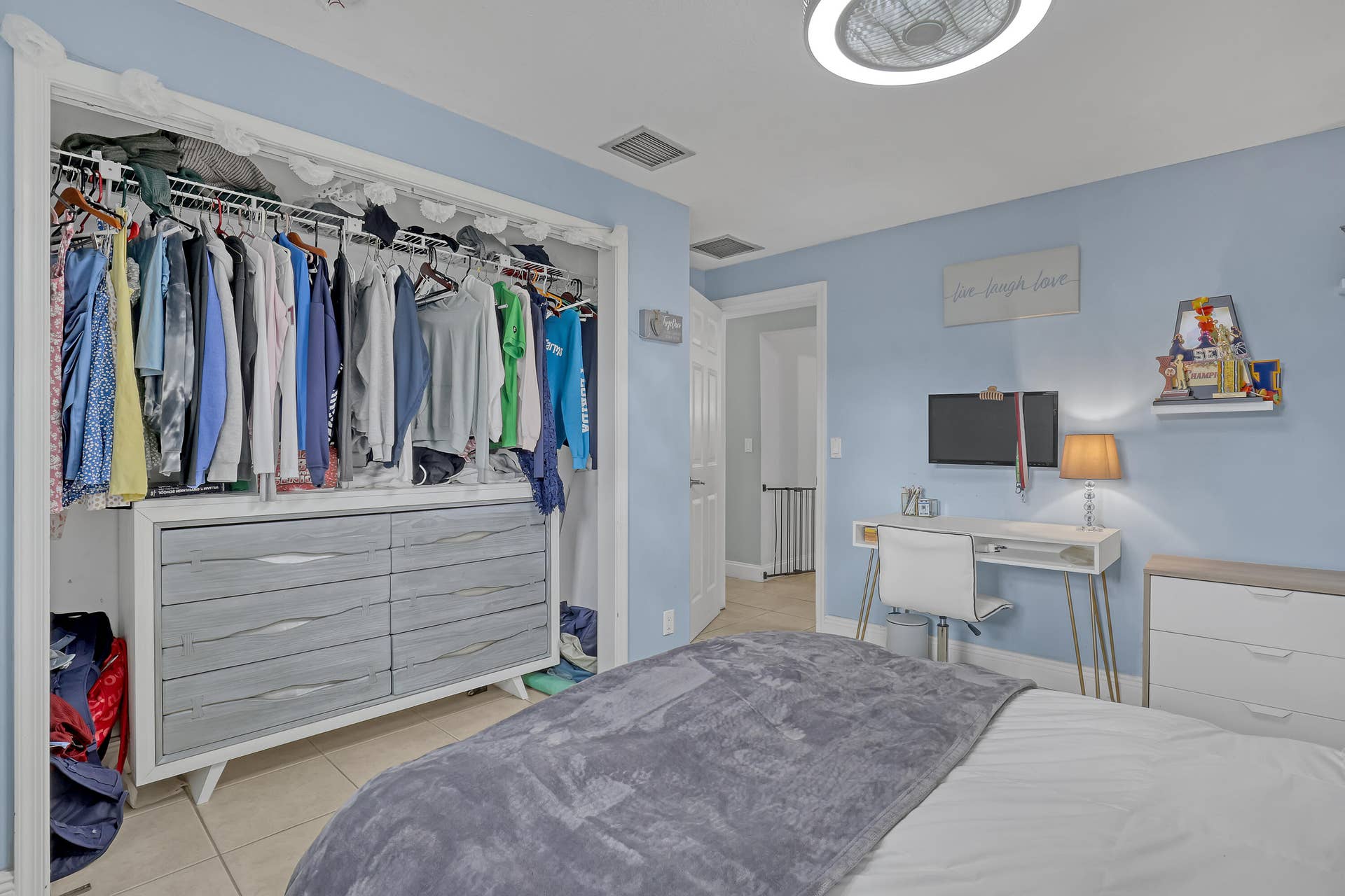 15862 121ST Terrace N, Jupiter, FL 33478 main bed 3 closet 15862 121st Terrace (3