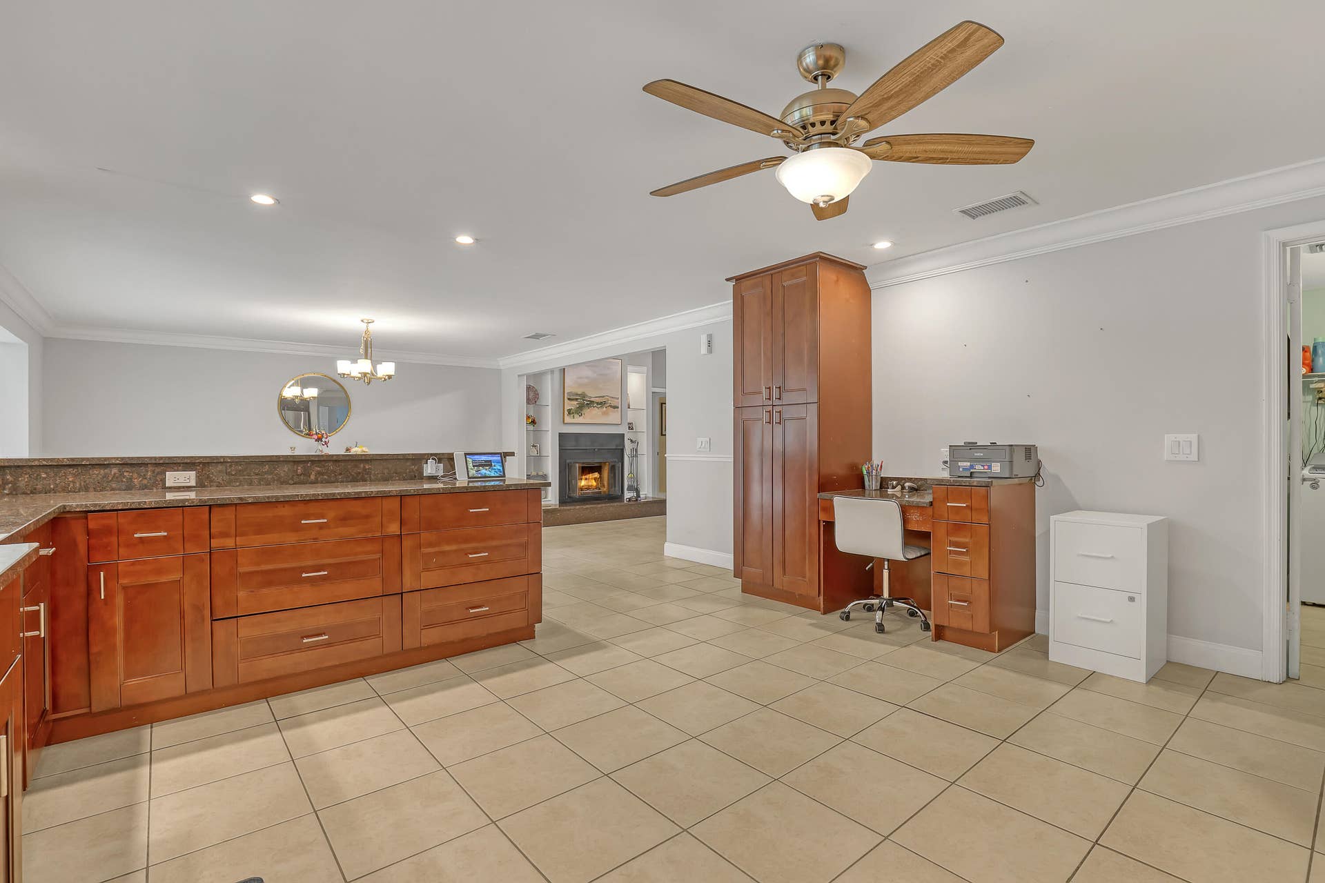 15862 121ST Terrace N, Jupiter, FL 33478 kitchen to fireplace fire 15862 121st Te
