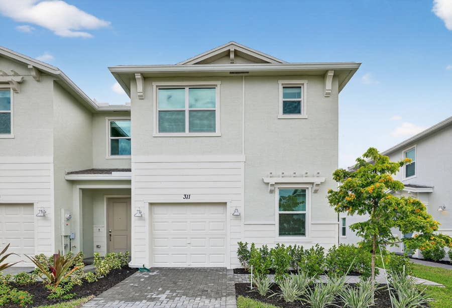 Property photo for 311 SE CROSSOAK Lane, Port St Lucie, FL