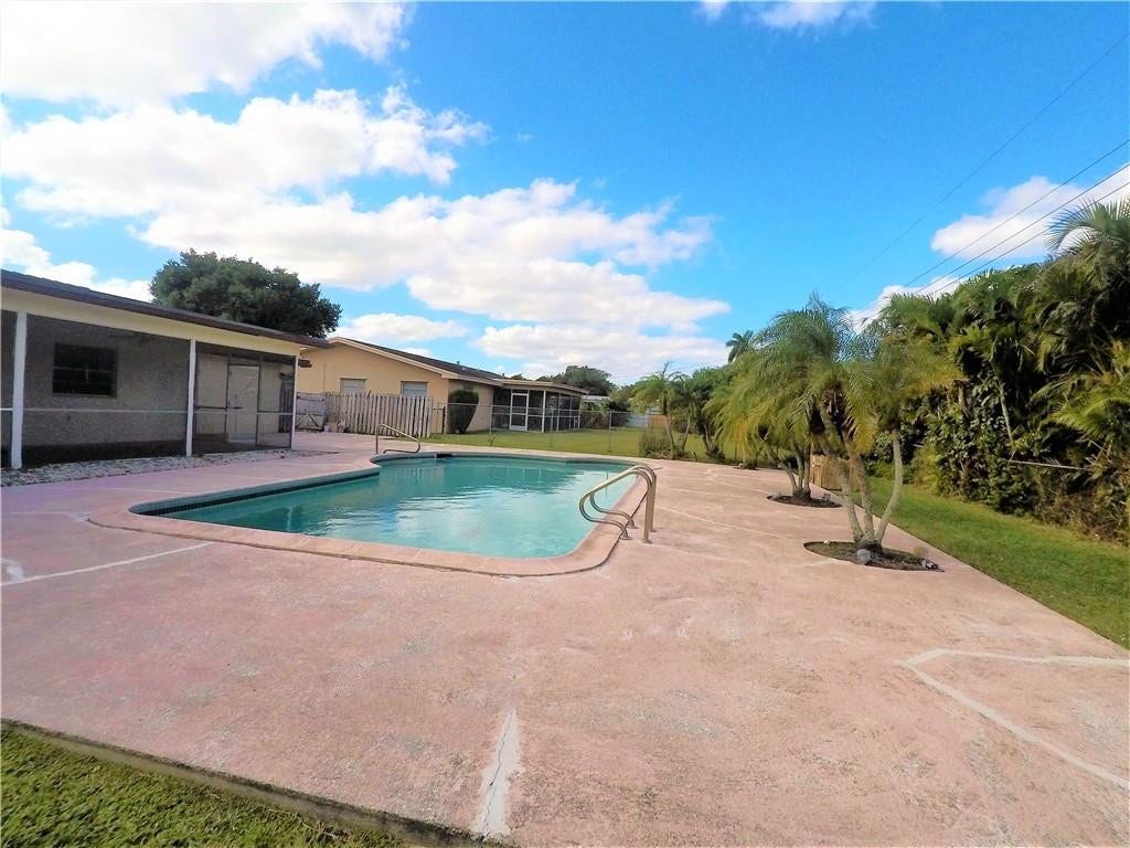 7221 NW 10TH Place, Plantation, FL 33313 Photo 16