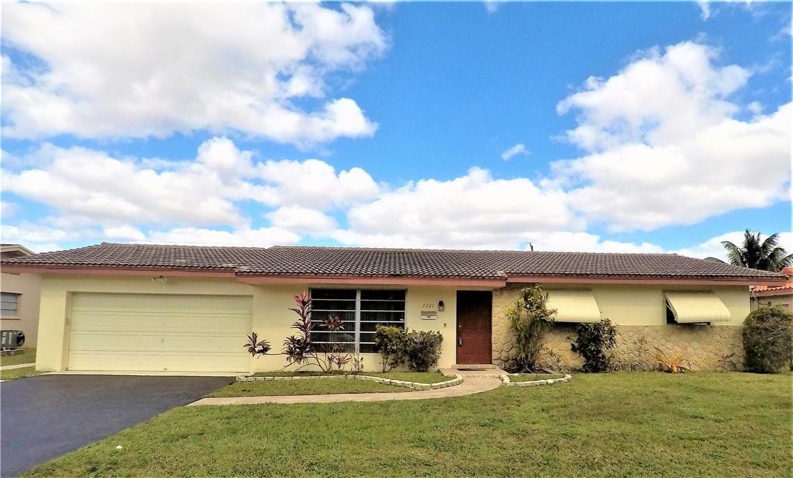 7221 NW 10TH Place, Plantation, FL 33313 Photo 9