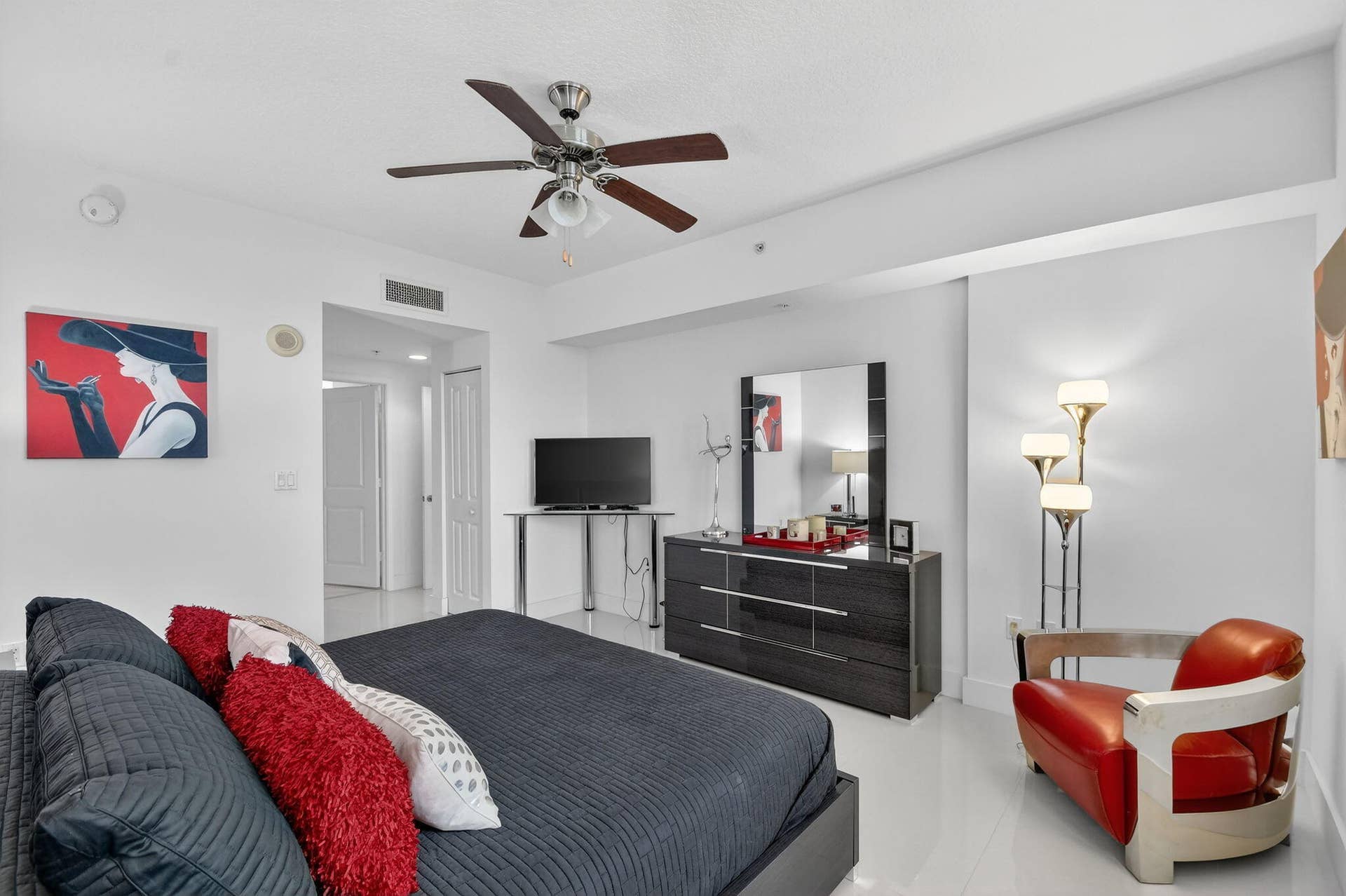 350 N Federal Highway, #605, Boynton Beach, FL 33435 37-web-or-mls-DSC_4854