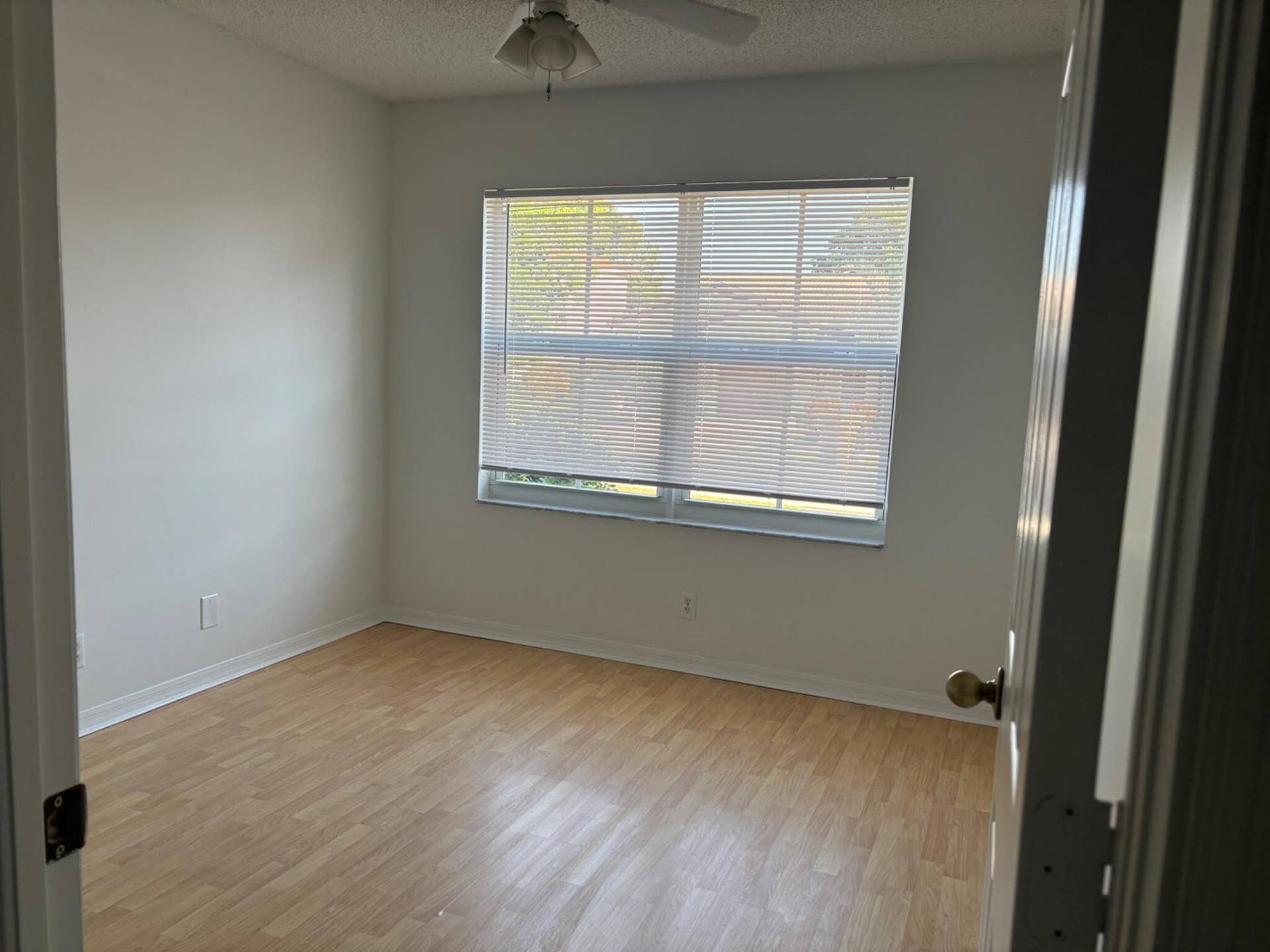 4262 NW 1ST Place, Deerfield Beach, FL 33442 16