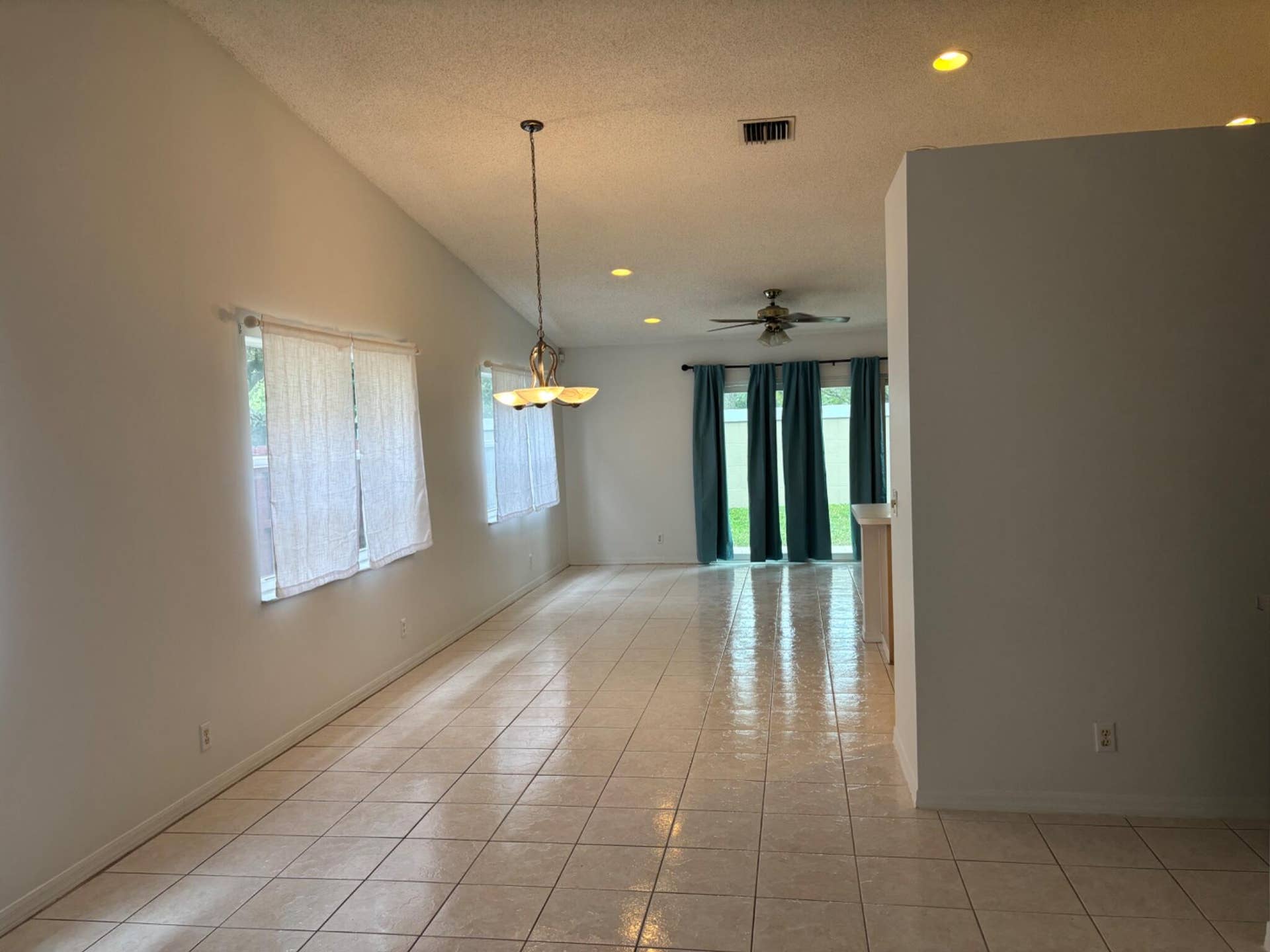 4262 NW 1ST Place, Deerfield Beach, FL 33442 2
