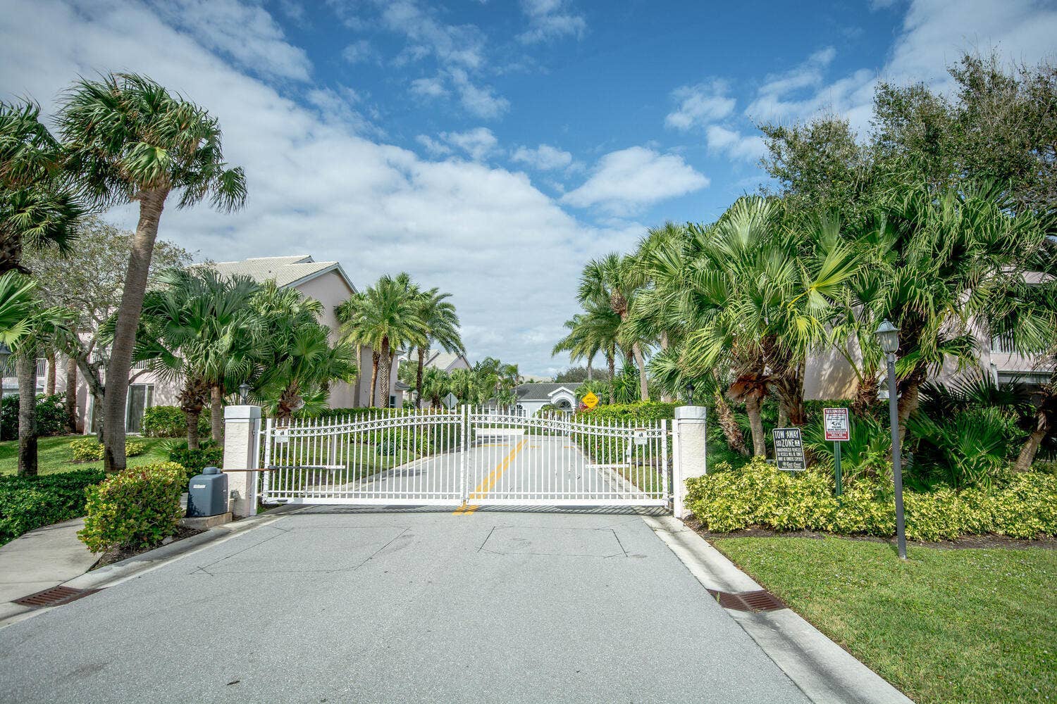 4205 FAIRWAY Drive N, #4205, Jupiter, FL 33477 4205 Fairway Dr N Jupiter FL-large-037-0