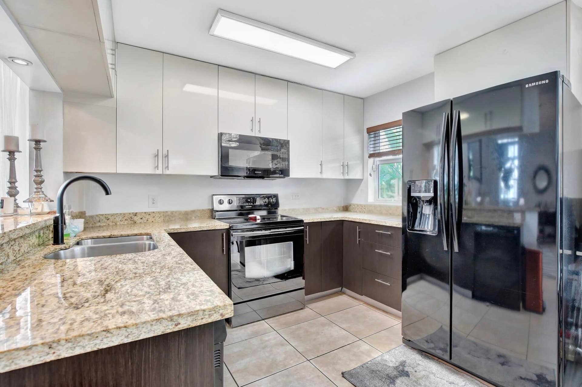9919 NW 2nd Street, Plantation, FL 33324 Kitchen 3