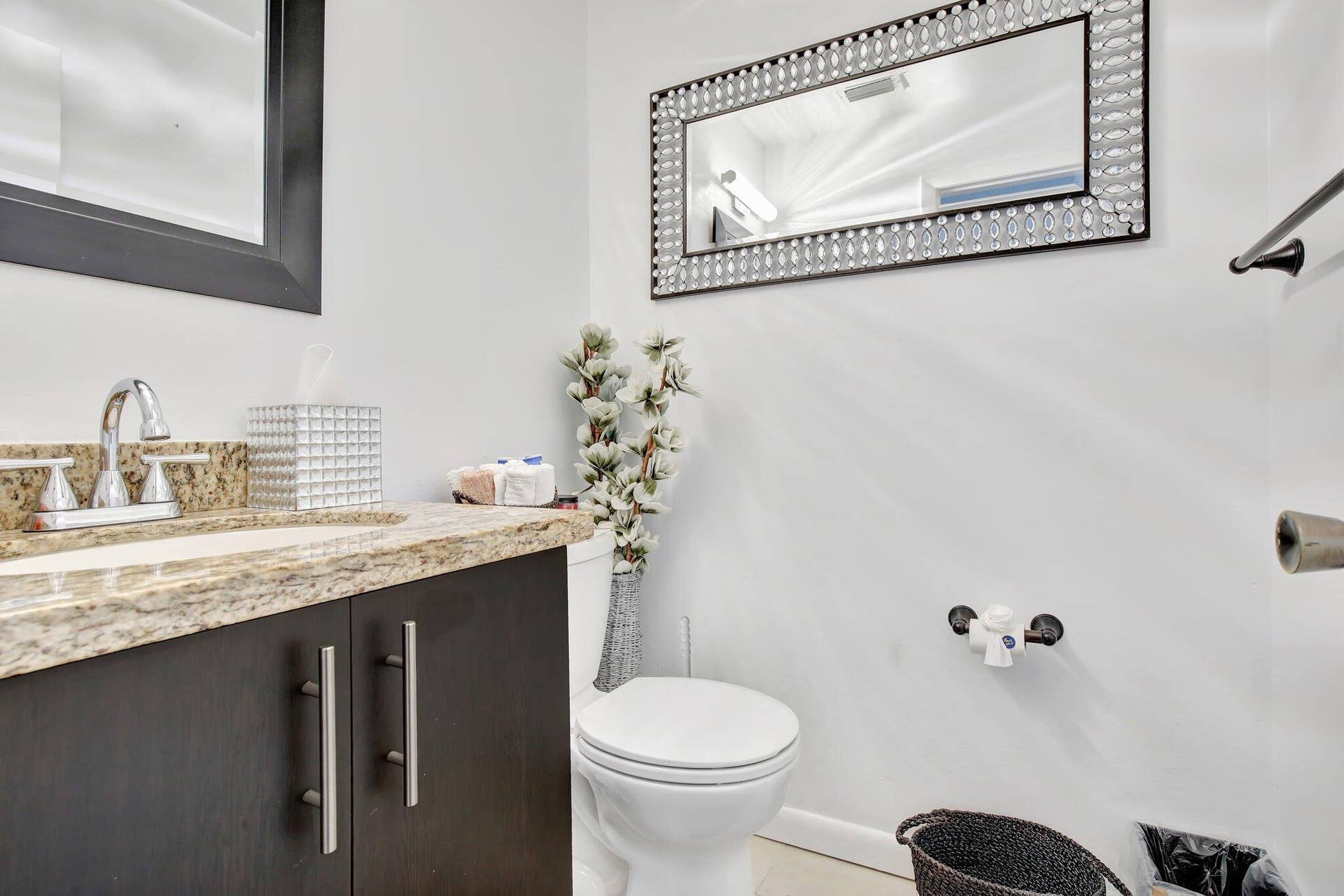 9919 NW 2nd Street, Plantation, FL 33324 Half Bath