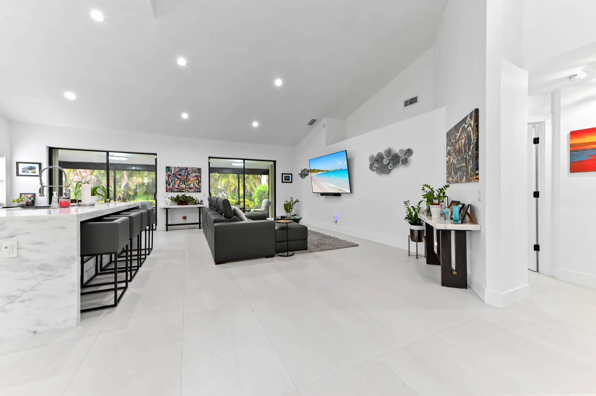 7829 Lexington Club Boulevard, #A, Delray Beach, FL 33446 04 living room 01