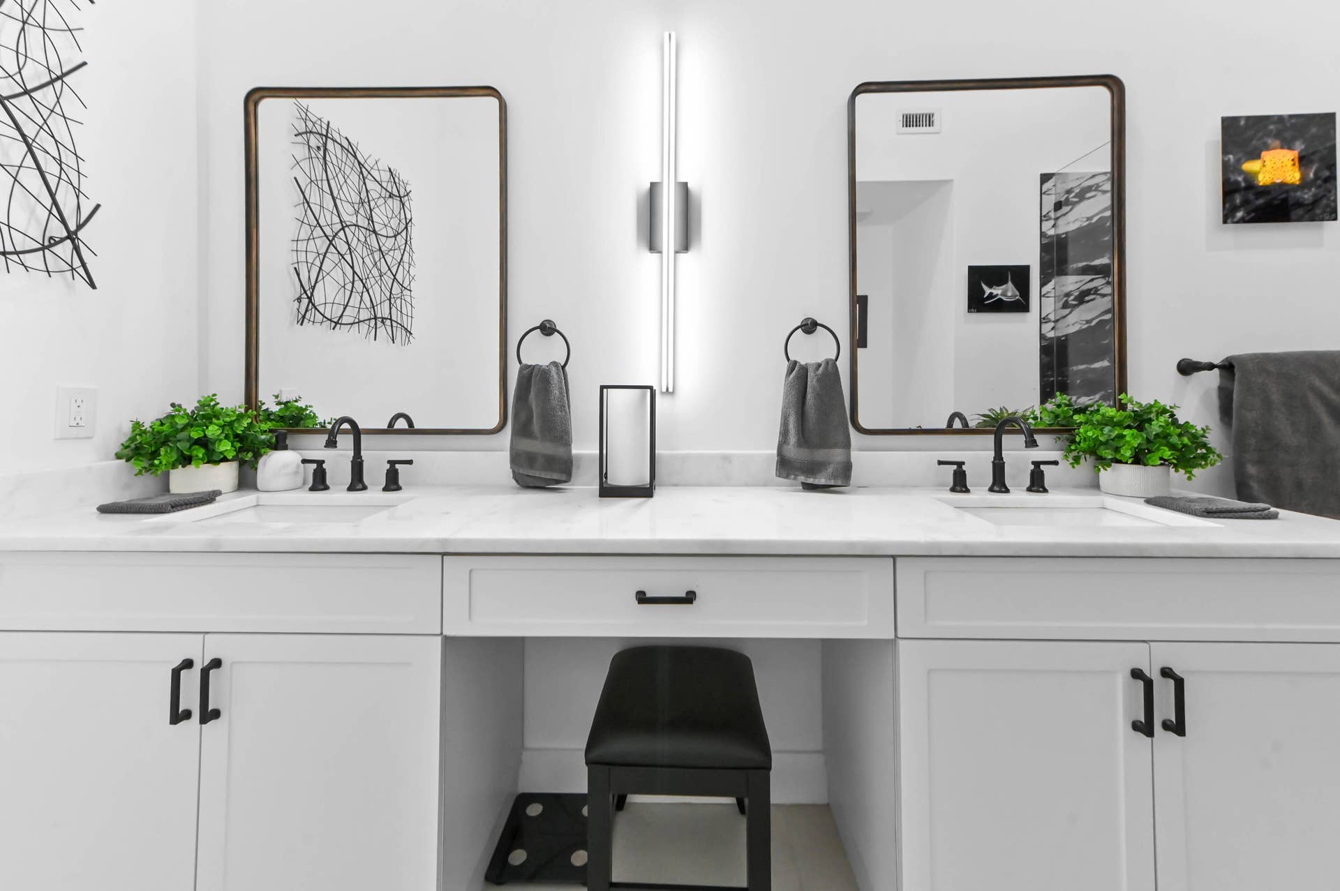 7829 Lexington Club Boulevard, #A, Delray Beach, FL 33446 24 bathroom 01