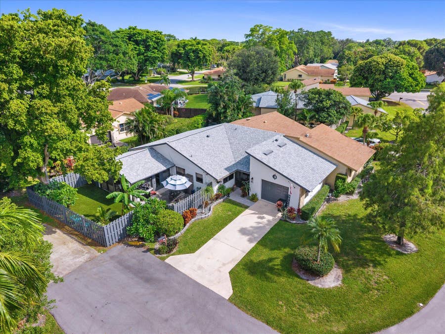 Property photo for 819 NW 25th Avenue, Delray Beach, FL