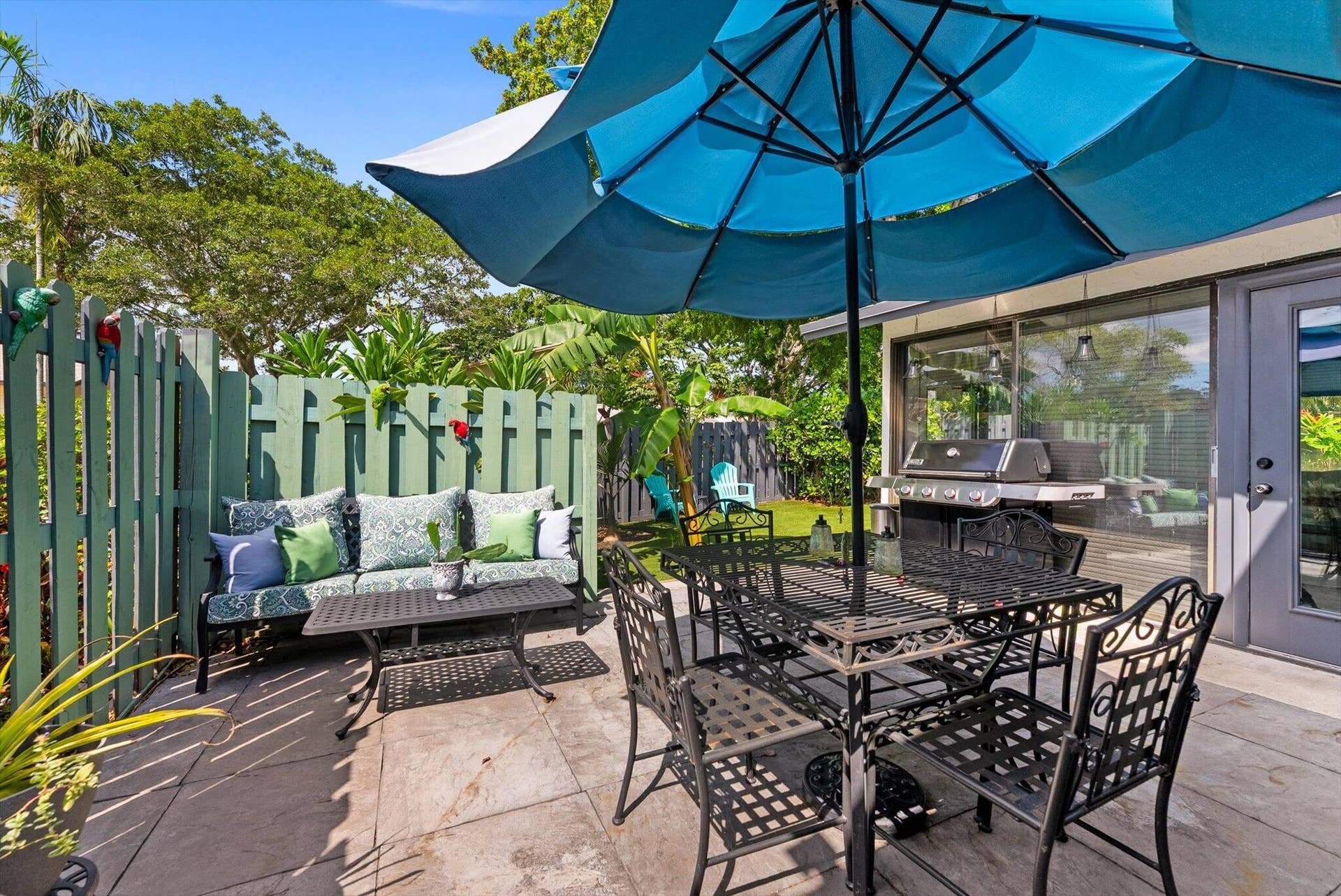 819 NW 25th Avenue, Delray Beach, FL 33445 Fully Fenced Private Backyard