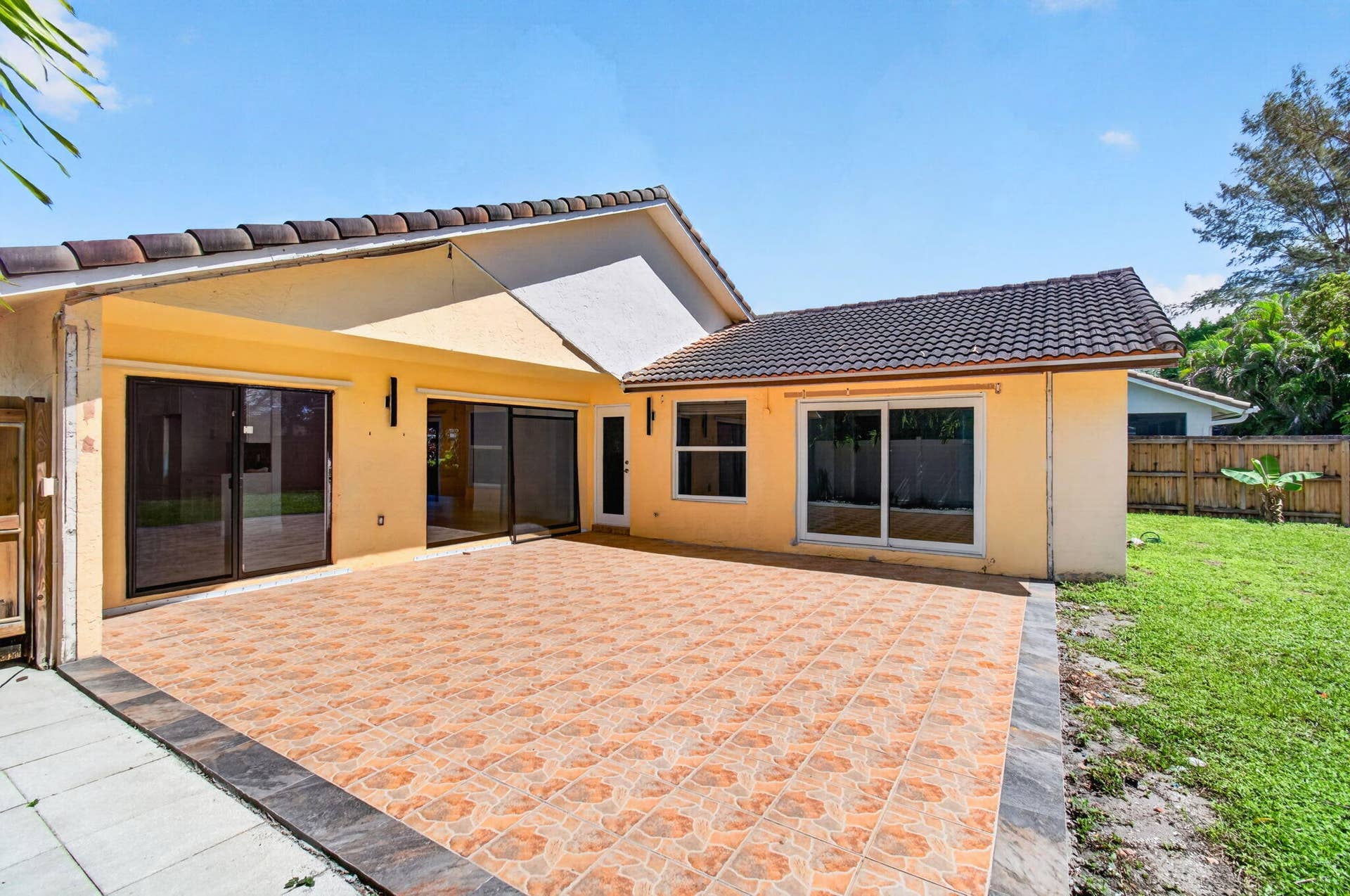 7602 Silver Woods Court, Boca Raton, FL 33433 62-web-or-mls-DSC_1808