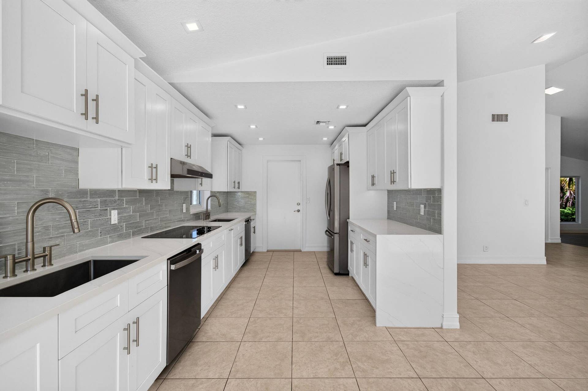 7602 Silver Woods Court, Boca Raton, FL 33433 19-web-or-mls-DSC_2042