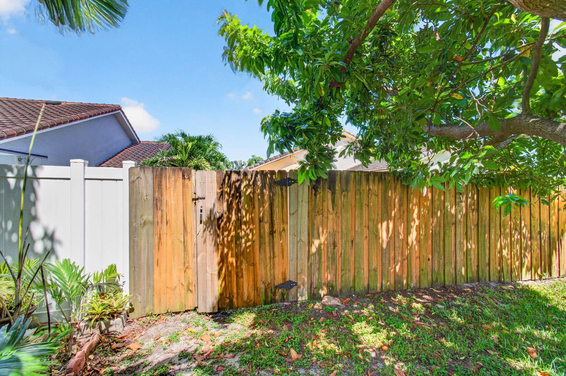 7602 Silver Woods Court, Boca Raton, FL 33433 73-web-or-mls-DSC_1908