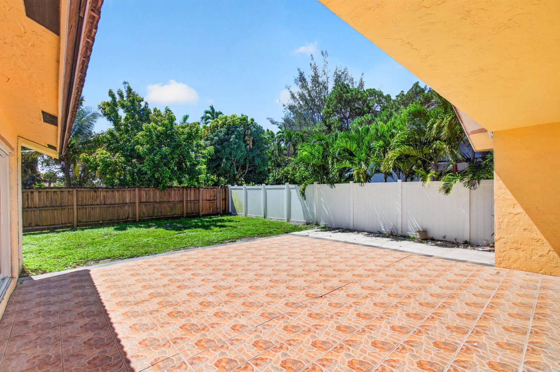 7602 Silver Woods Court, Boca Raton, FL 33433 60-web-or-mls-DSC_1868