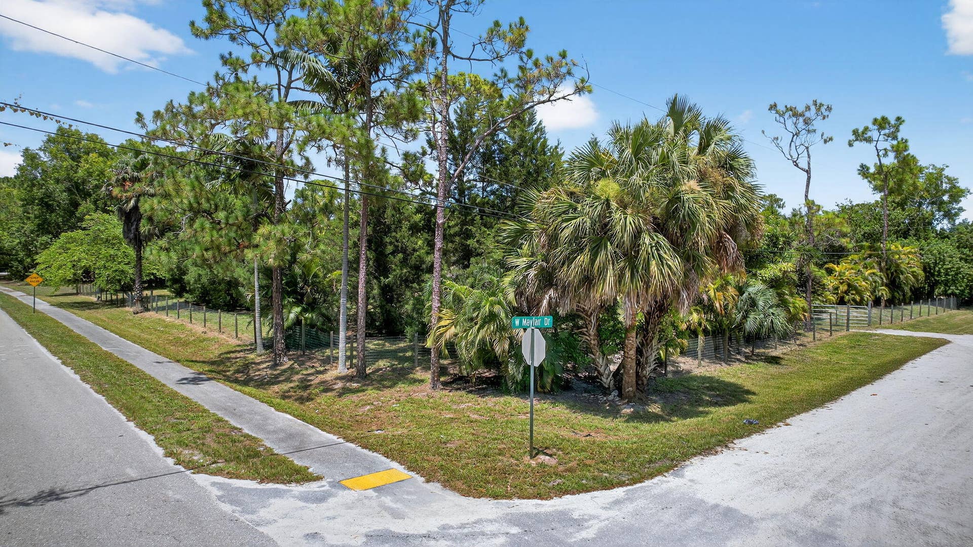 16971 W Mayfair Drive W, The Acreage, FL 33470 50-web-or-mls-DJI_0786