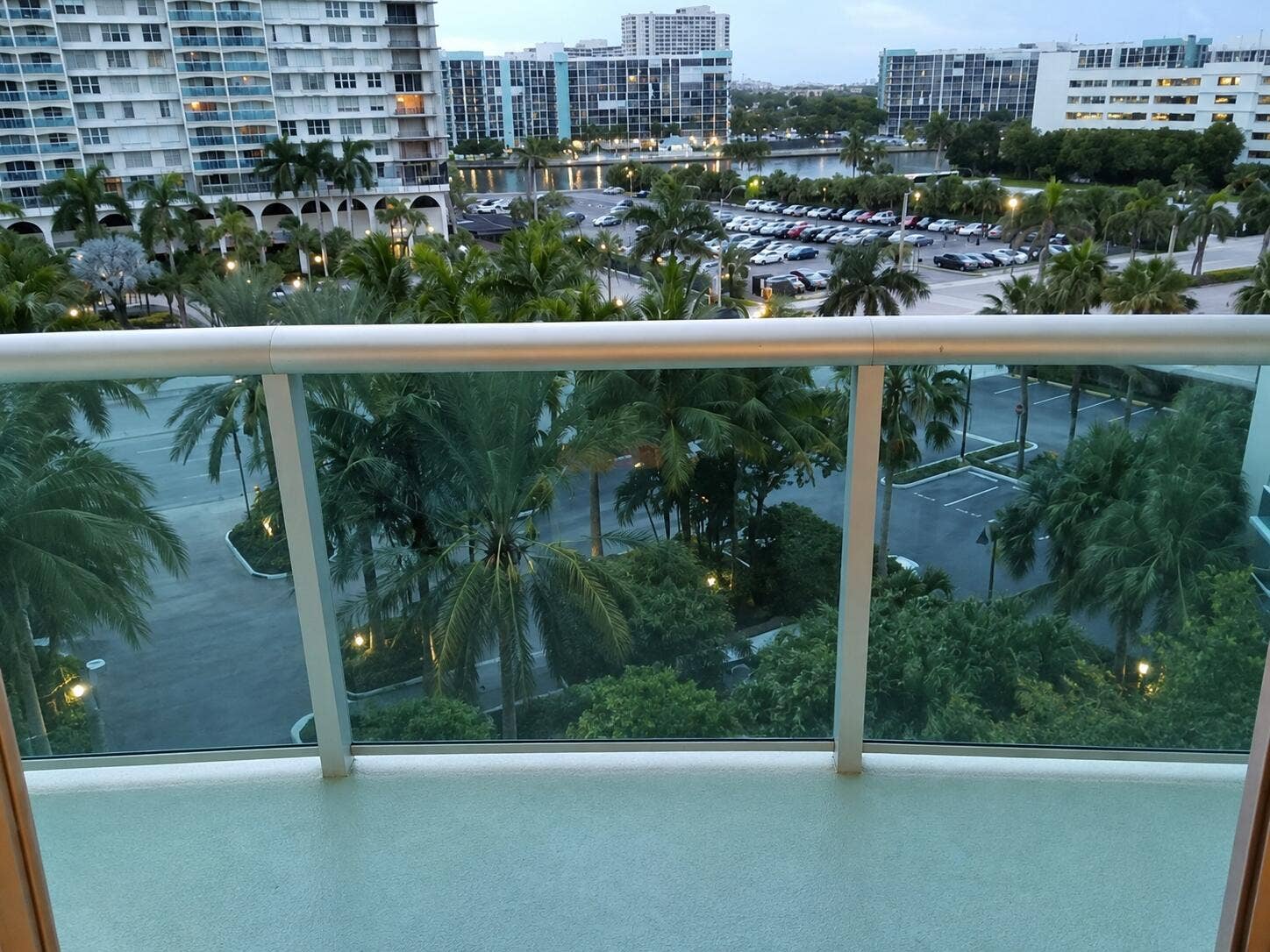 3801 S OCEAN Drive, #7Q, Hollywood, Hollywood, FL 33019 Imagen de ChatGPT 2 oct 2026, 13_51_17-1