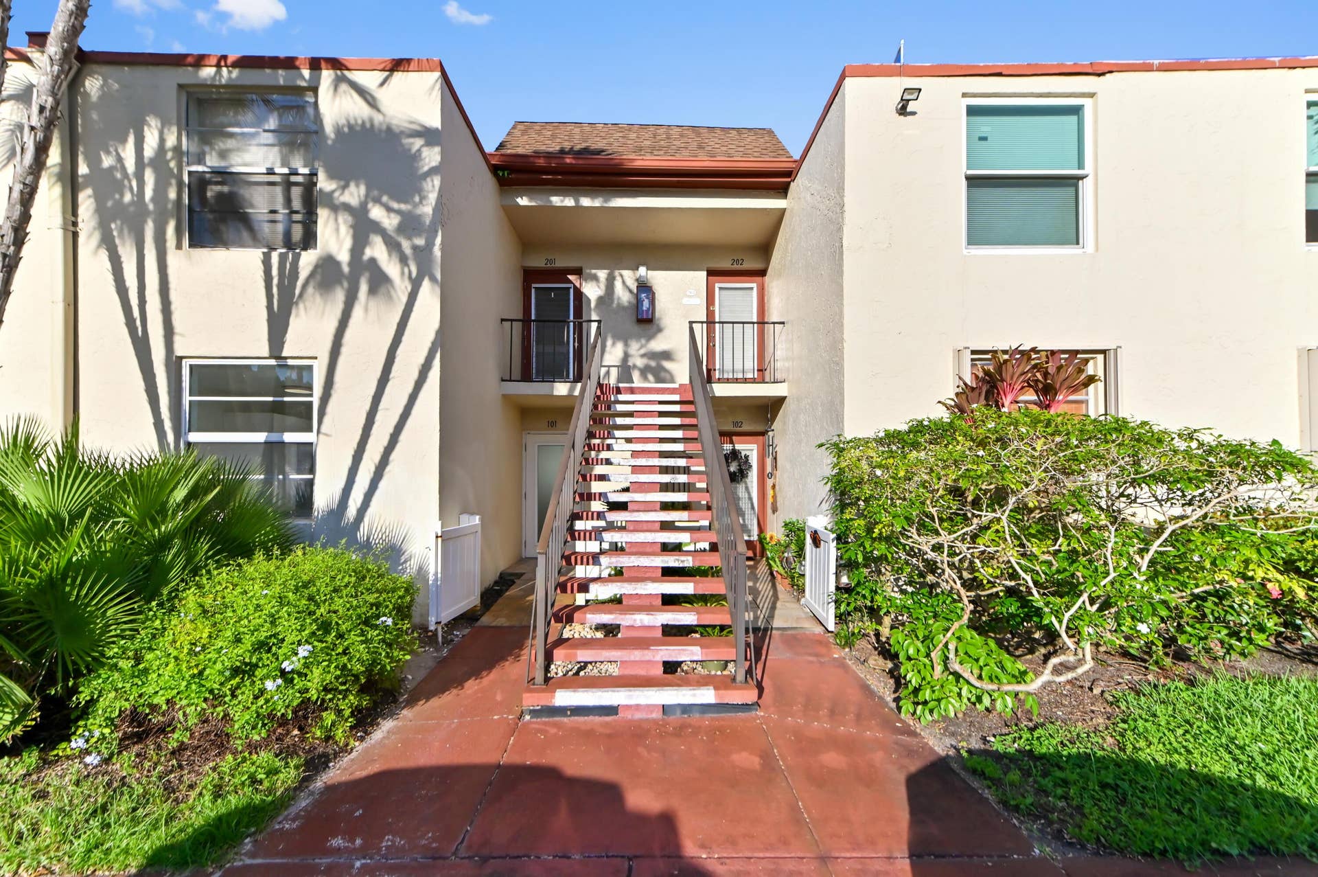 7 Willowbrook Lane, #101, Delray Beach, FL 33446 02 front 02