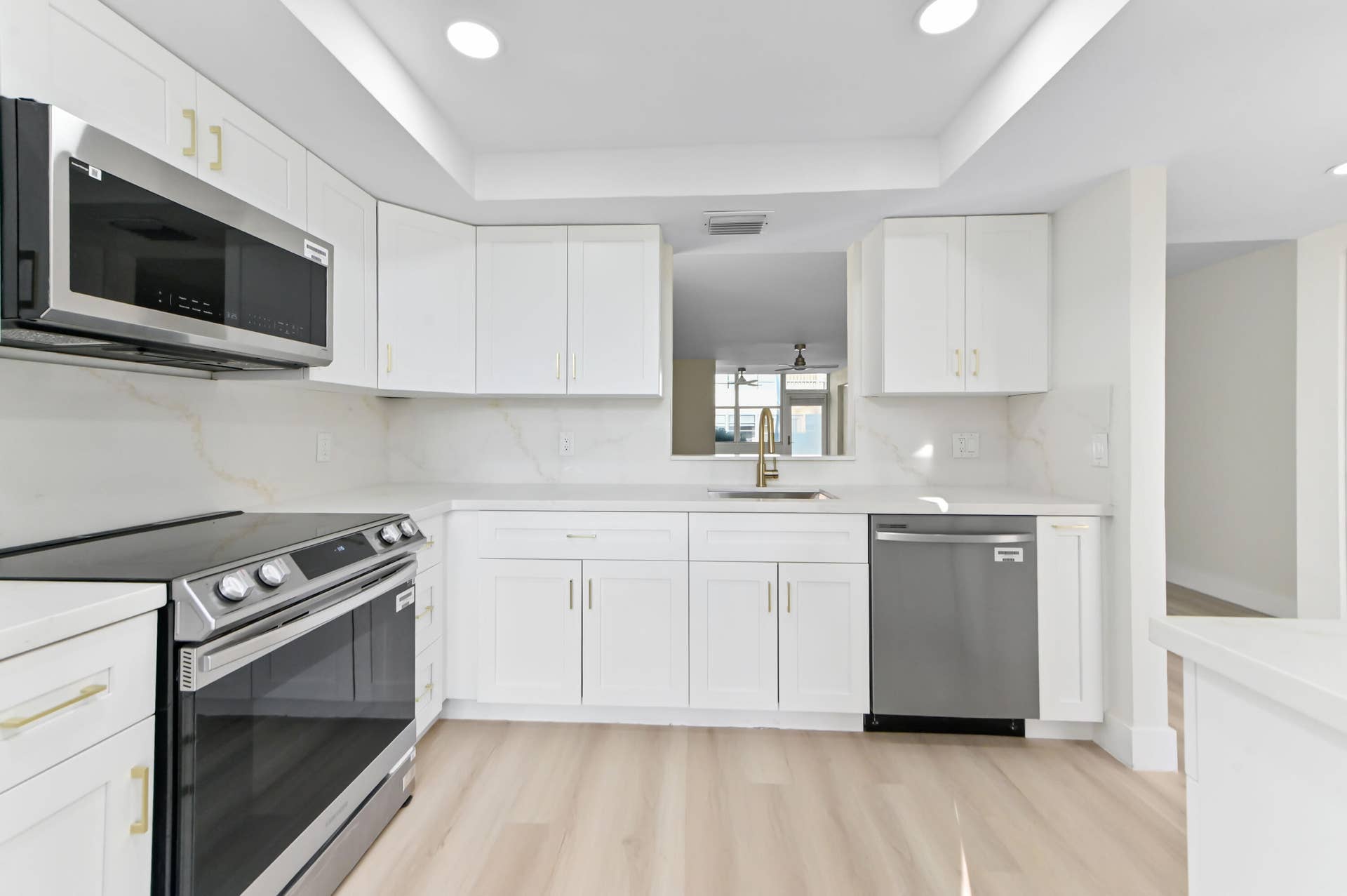 7 Willowbrook Lane, #101, Delray Beach, FL 33446 06 kitchen 02