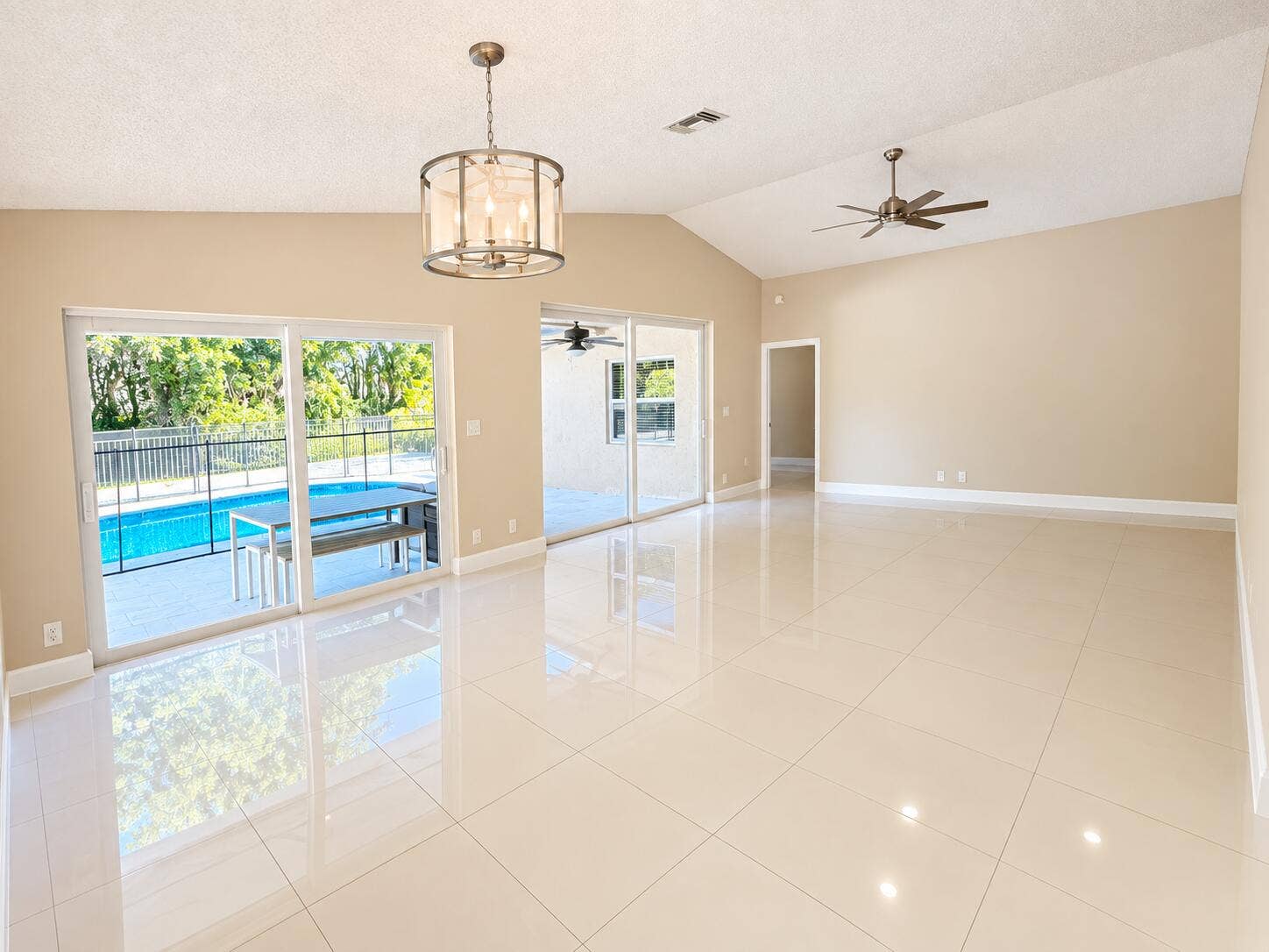 8045 COPENHAGEN Way, Boca Raton, Boca Raton, FL 33434 60C371CE-CA1A-4CF9-ADF5-C8D9B208D0A9