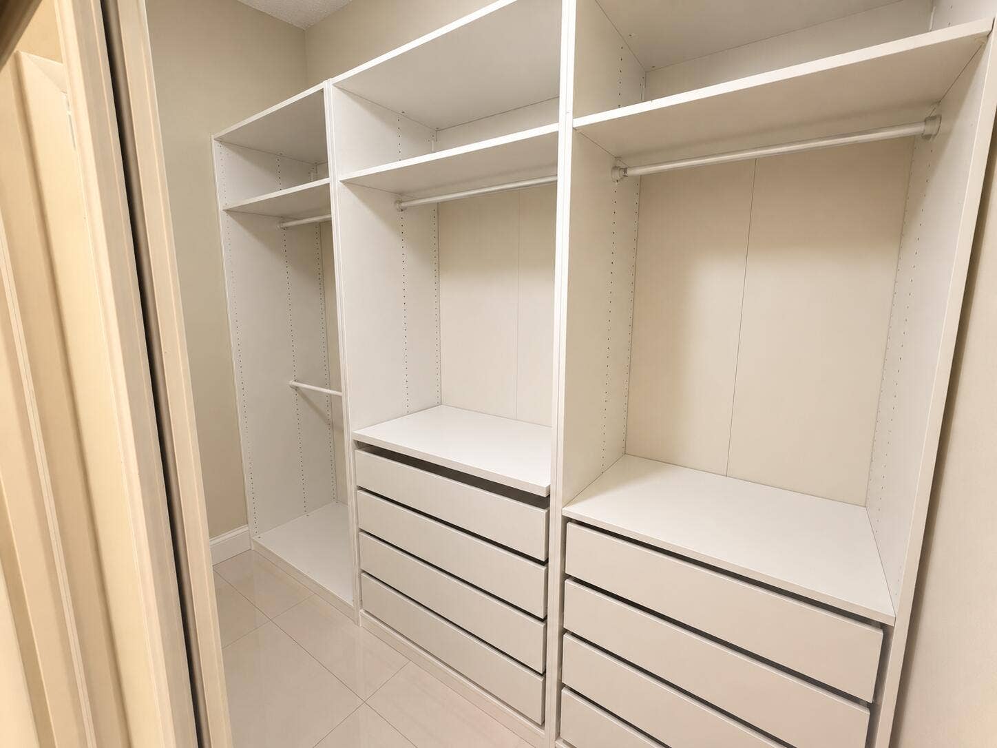 8045 COPENHAGEN Way, Boca Raton, Boca Raton, FL 33434 Master bedroom closet