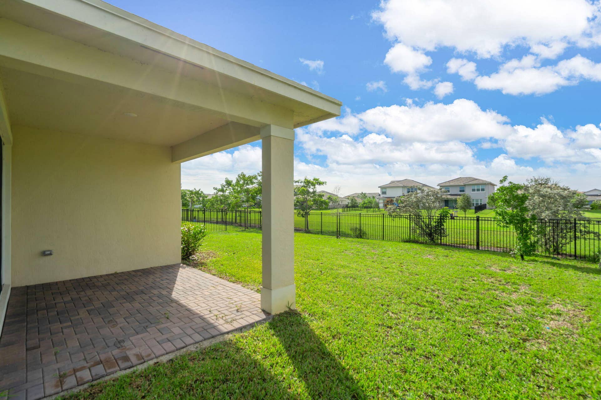 29-web-or-mls-19172Croft-29