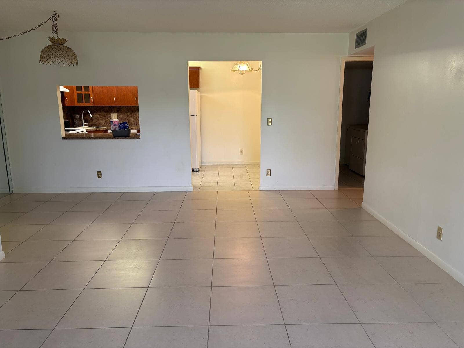 3676 ALDER Drive, #E1, West Palm Beach, West Palm Beach, FL 33417 living 1