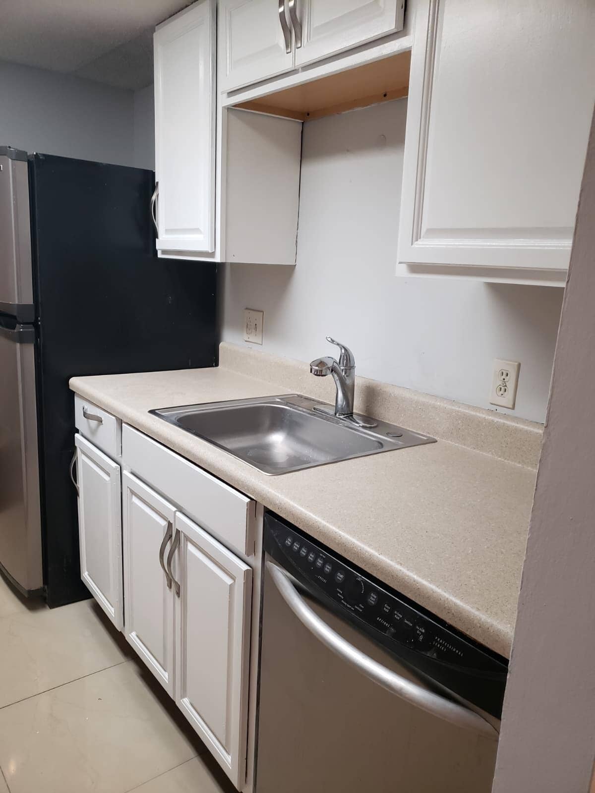 4541 W MCNAB Road, #26, Pompano Beach, Pompano Beach, FL 33069 WhatsApp Image 2026-10-06 at 7.19.05 AM