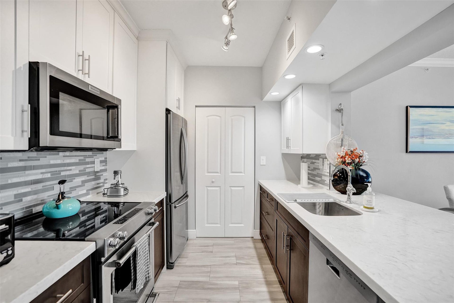 3020 NE 32nd Avenue, #Unit 618, Fort Lauderdale, FL 33308 Photo 11